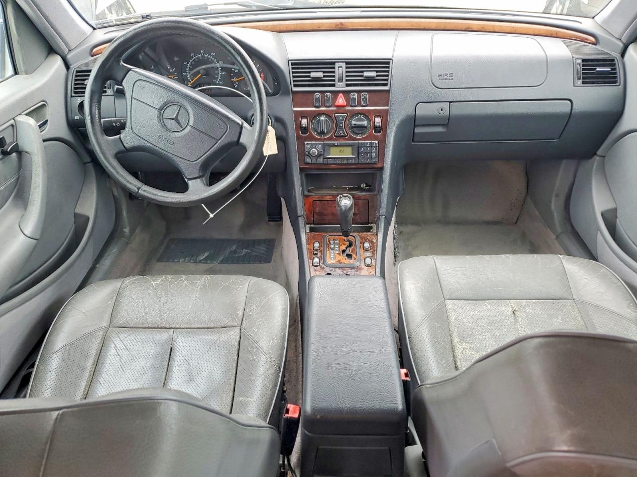1999 Mercedes-benz C 230 Серебряный vin: WDBHA24G3XA770697