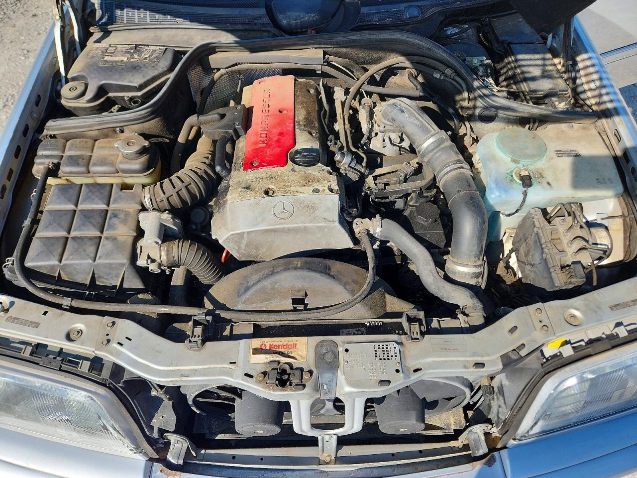 2000 Mercedes-benz C 230 Silver vin: WDBHA24G3YA845996
