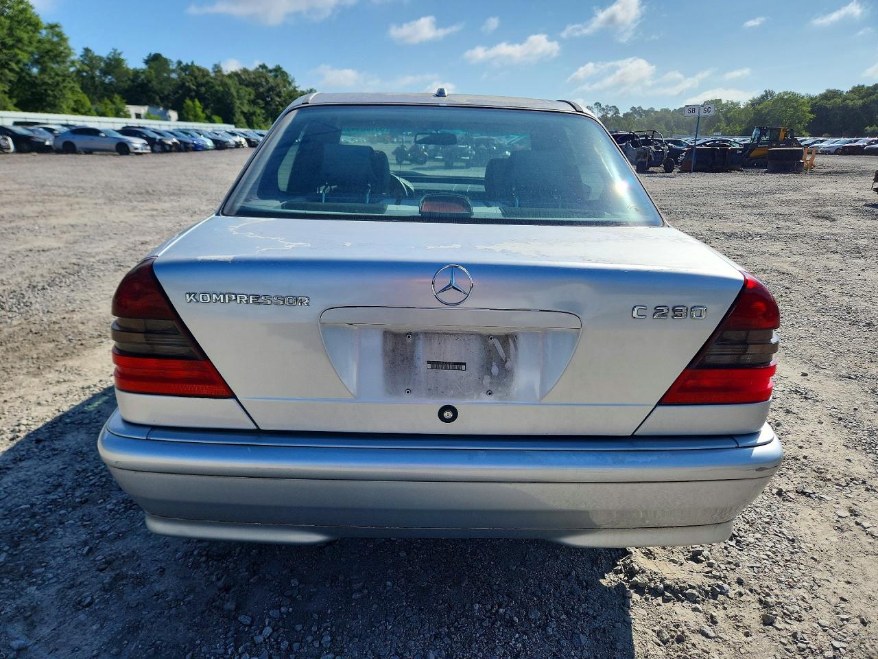 2000 Mercedes-benz C 230 Silver vin: WDBHA24G3YA845996
