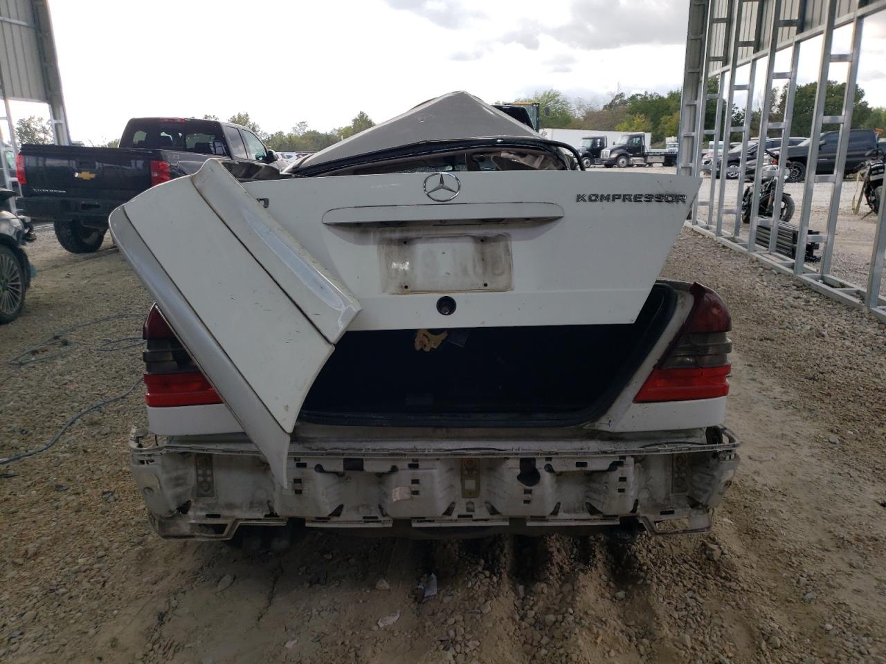 1999 Mercedes-benz C 230 Белый vin: WDBHA24G4XA804338