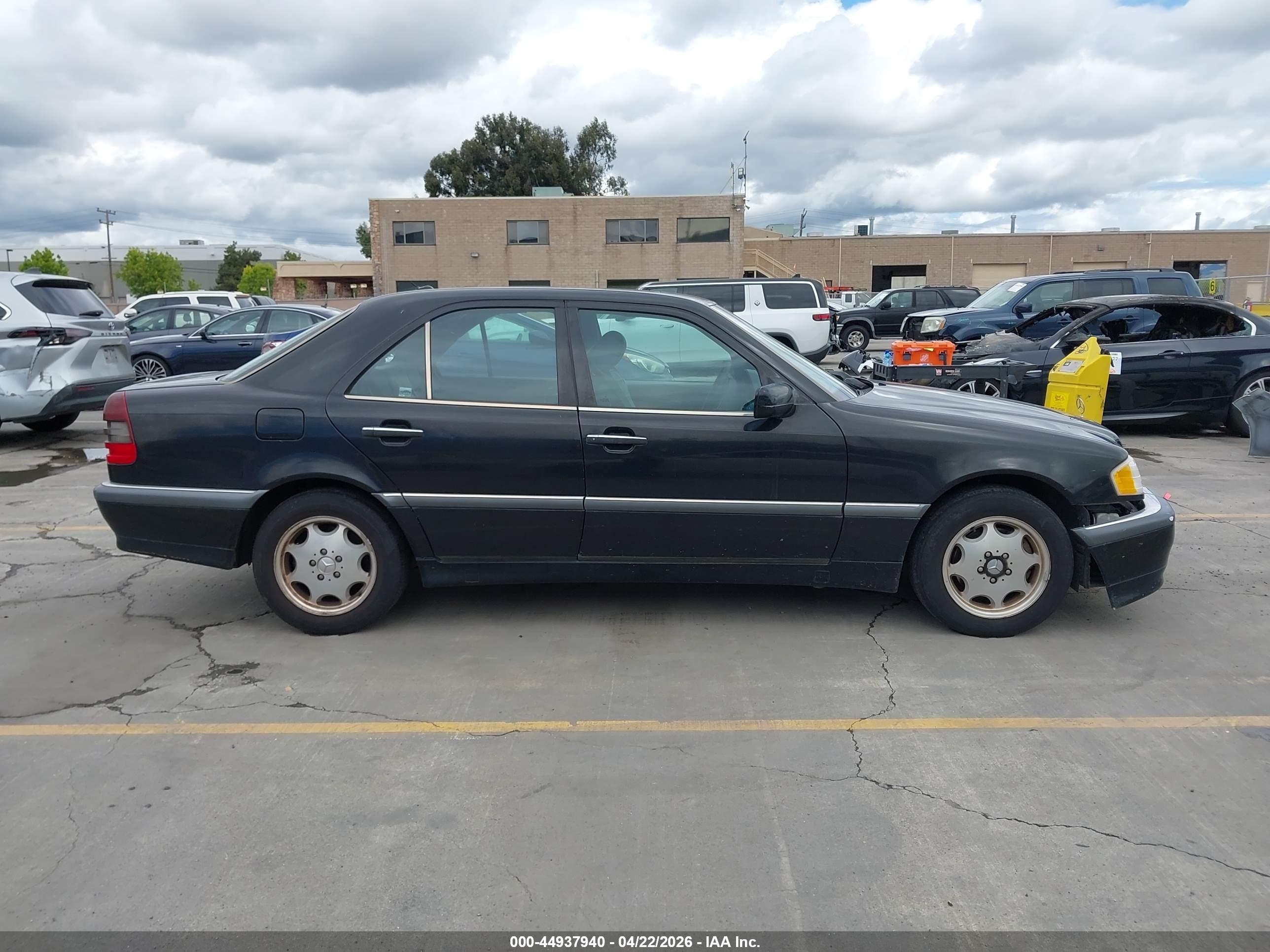 2000 Mercedes-benz C 230 Kompressor Black vin: WDBHA24G4YA825238