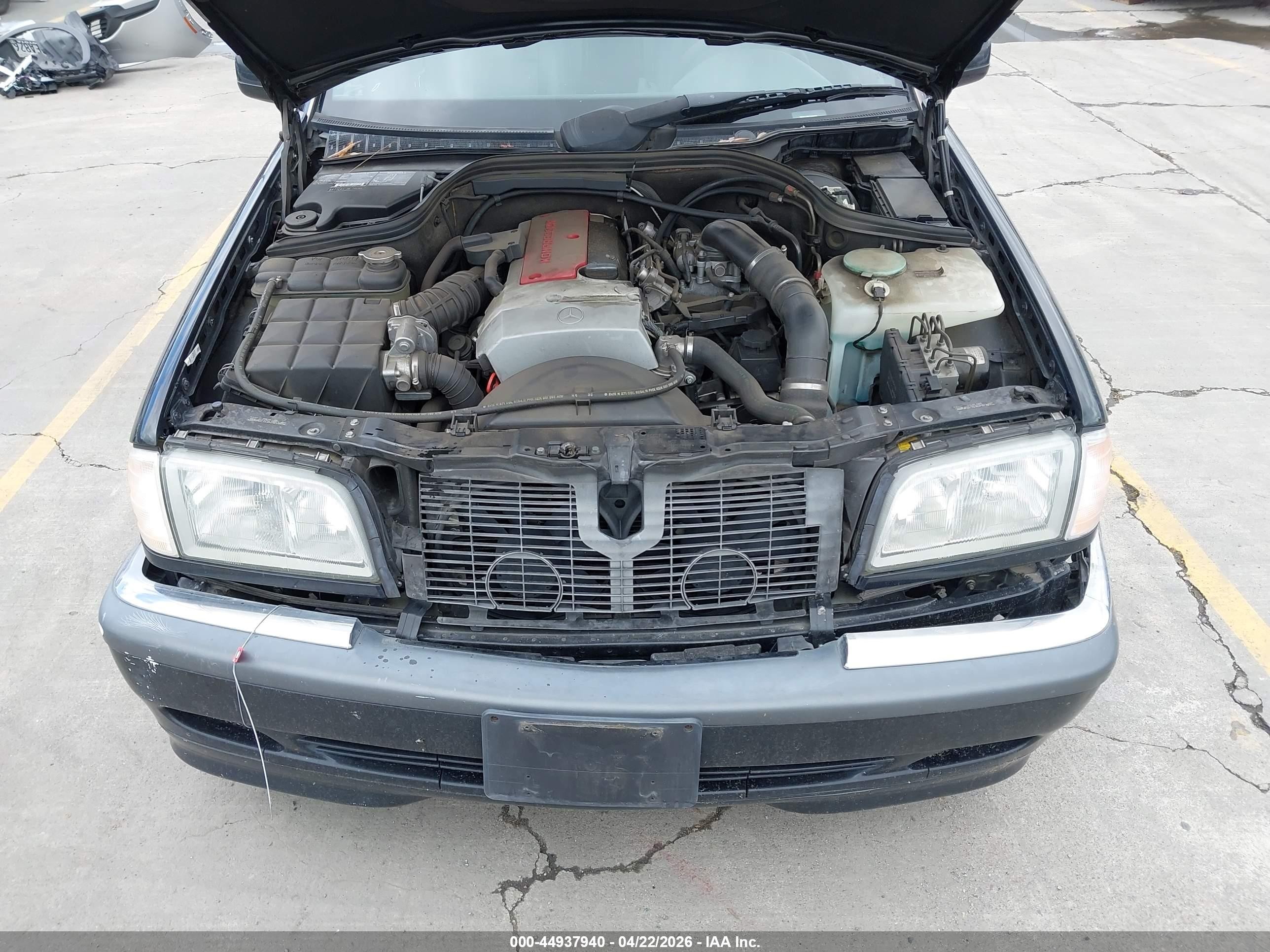2000 Mercedes-benz C 230 Kompressor Black vin: WDBHA24G4YA825238