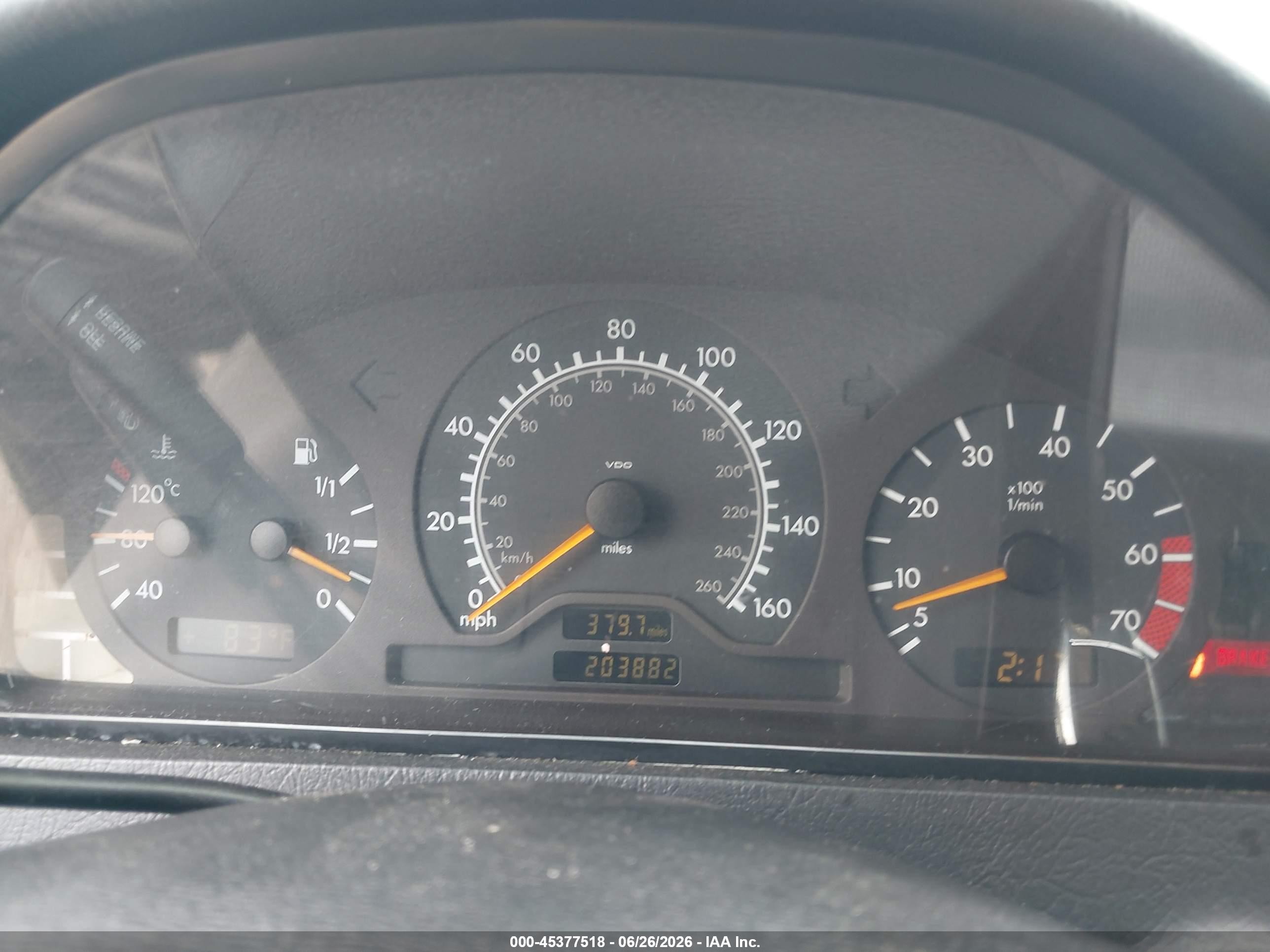 2000 Mercedes-benz C 230 Kompressor Silver vin: WDBHA24G4YA836742
