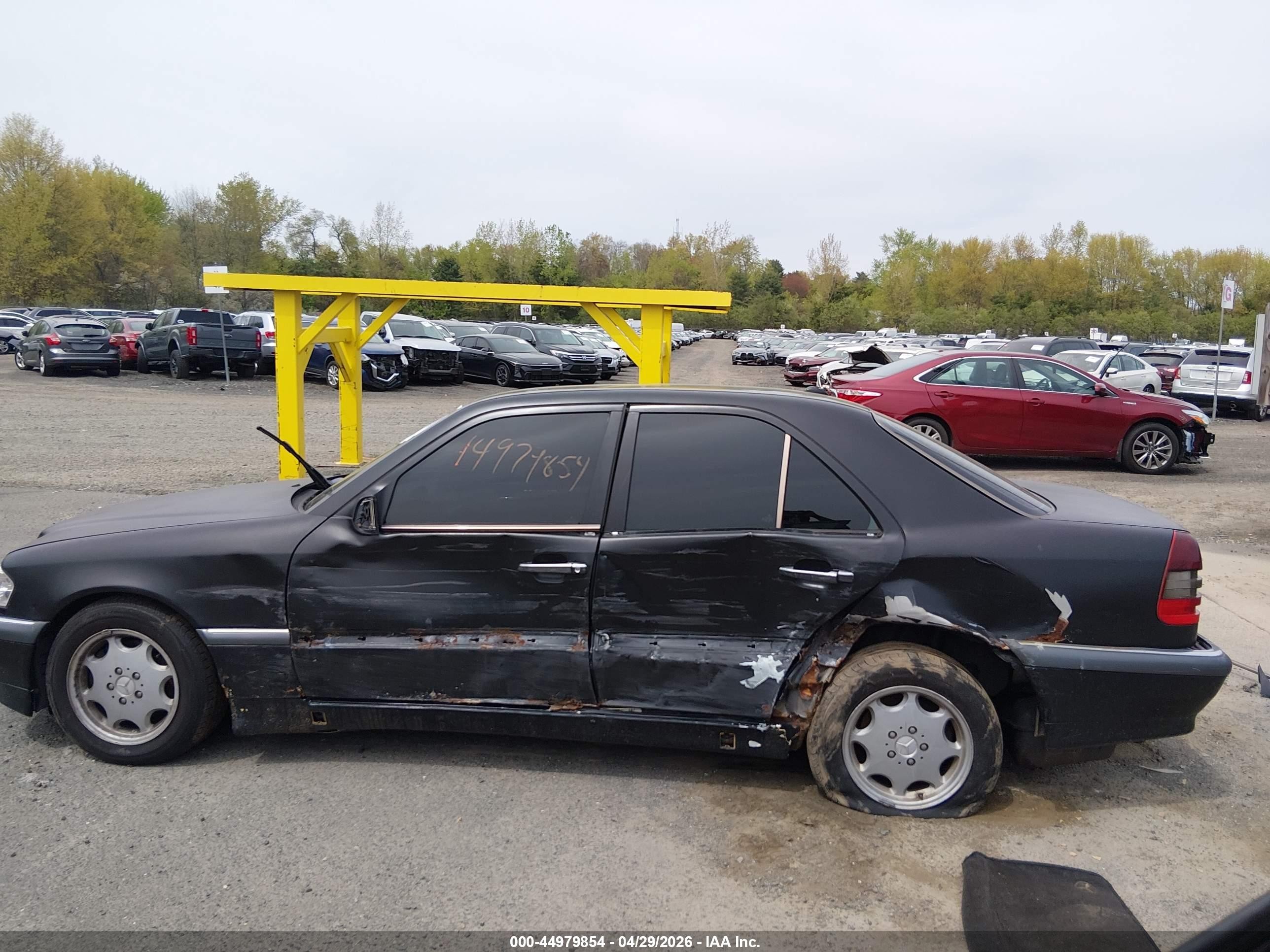2000 Mercedes-benz C 230 Kompressor Black vin: WDBHA24G5YA848236