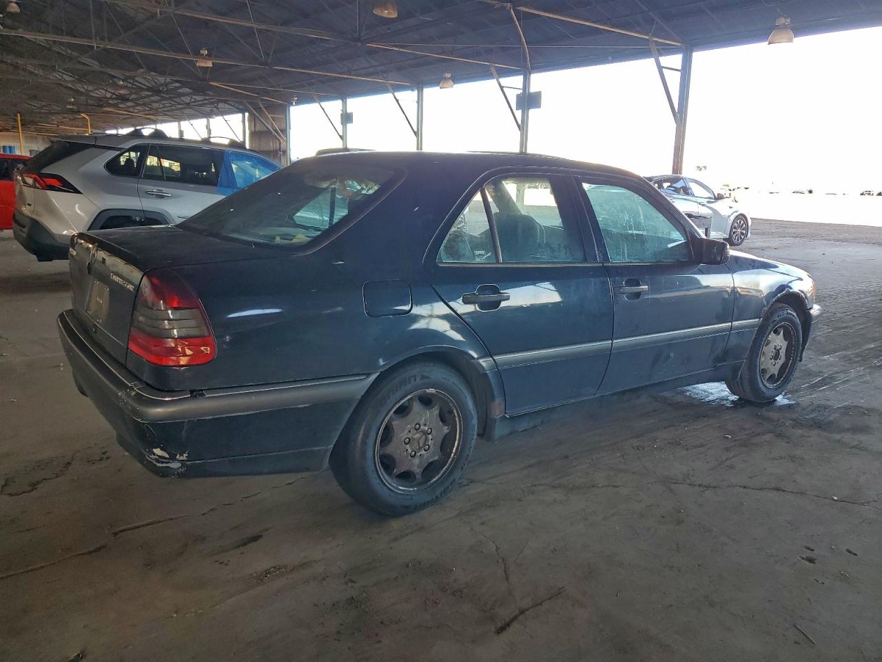 1999 Mercedes-benz C 230 Черный vin: WDBHA24G6XA672523