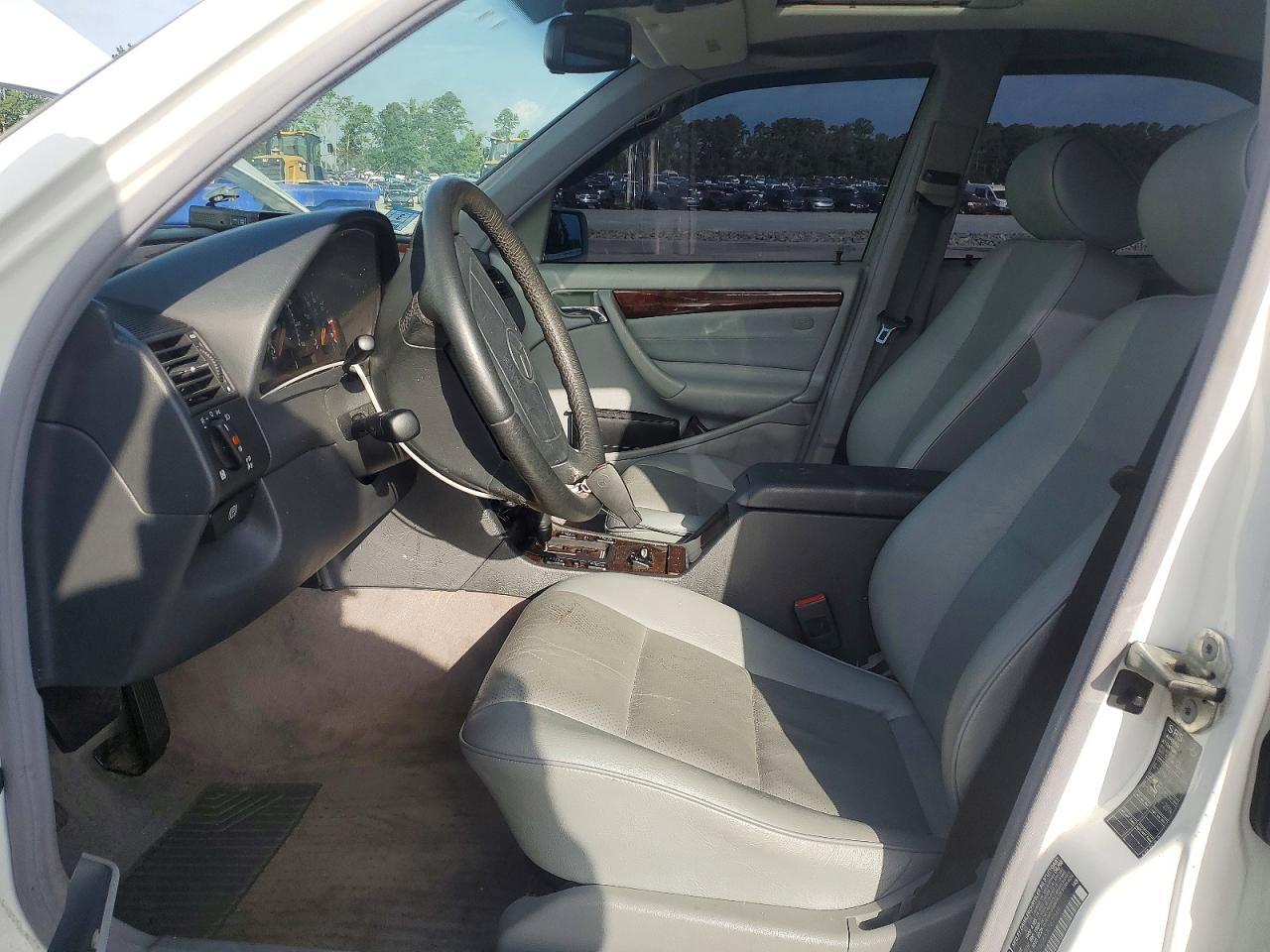1999 Mercedes-benz C 230 Белый vin: WDBHA24G6XA767048