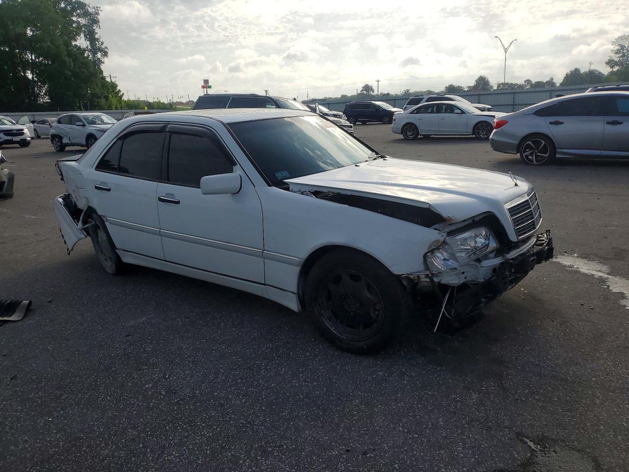 1999 Mercedes-benz C 230 Белый vin: WDBHA24G6XA767048