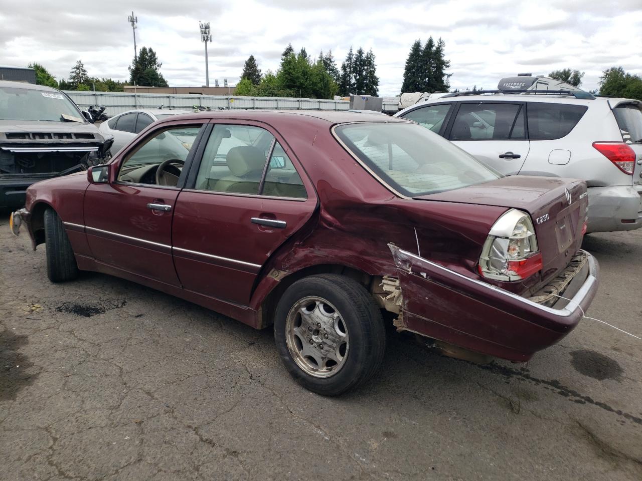 1999 Mercedes-benz C 230 Бордовый vin: WDBHA24G7XA659733