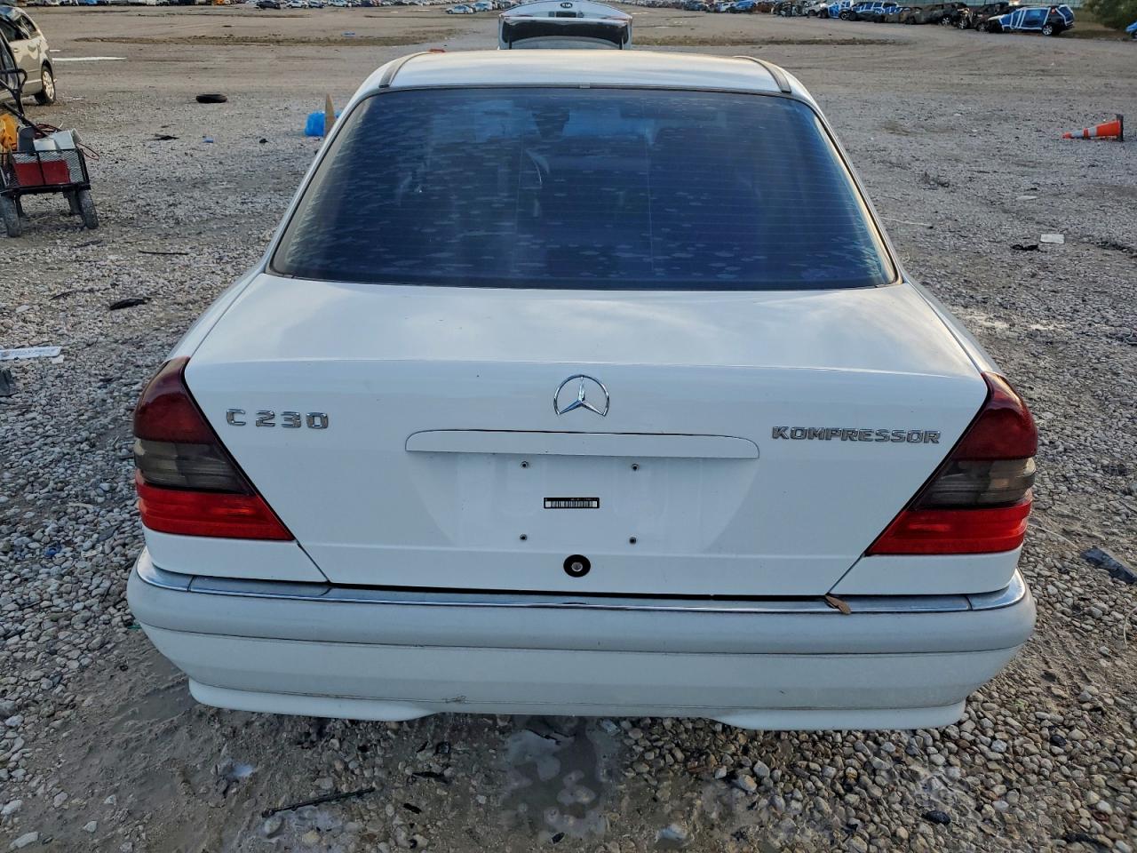 1999 Mercedes-benz C 230 Белый vin: WDBHA24G7XA680016