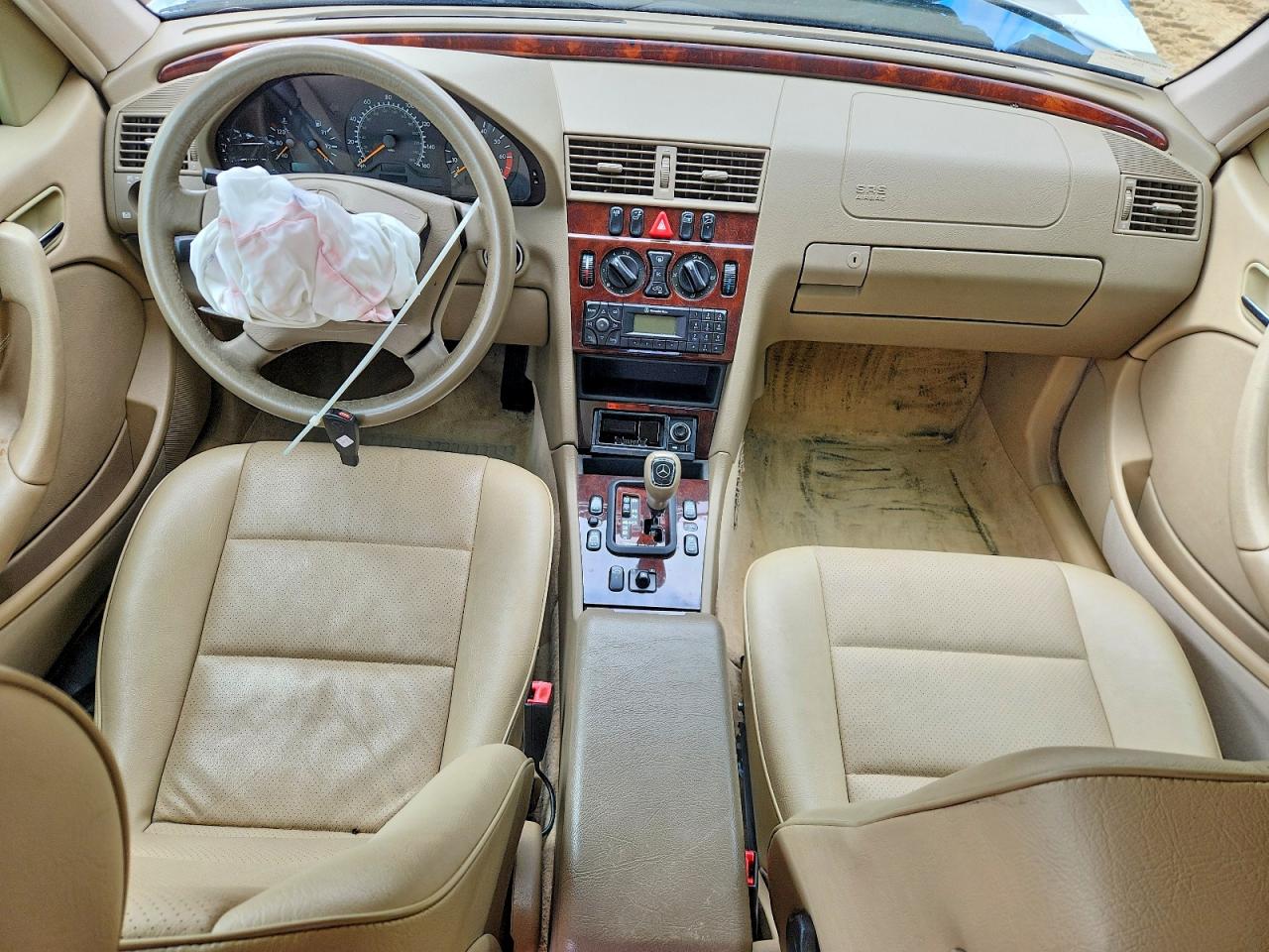 1999 Mercedes-benz C 230 Желто-коричневый vin: WDBHA24G8XA664780