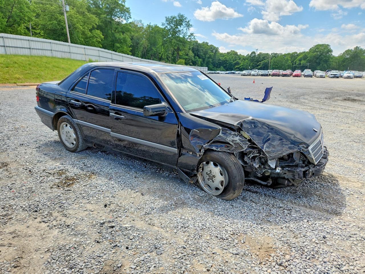 1999 Mercedes-benz C 230 Black vin: WDBHA24G8XA742569