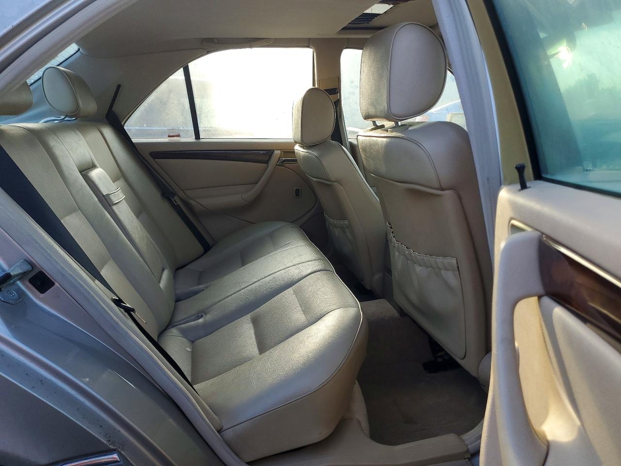1999 Mercedes-benz C 230 Beige vin: WDBHA24G8XA758951