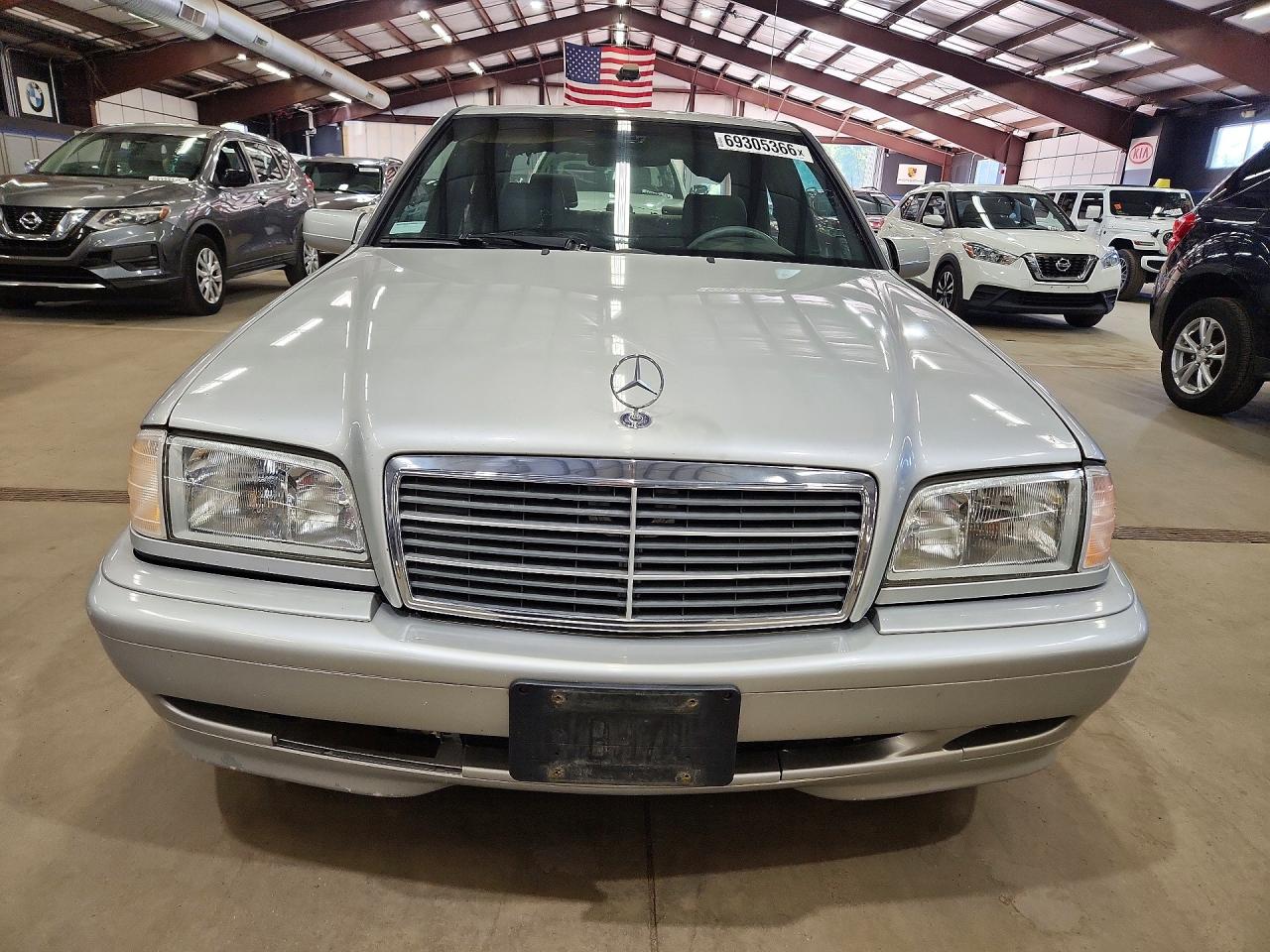 2000 Mercedes-benz C 230 Silver vin: WDBHA24G8YA859909