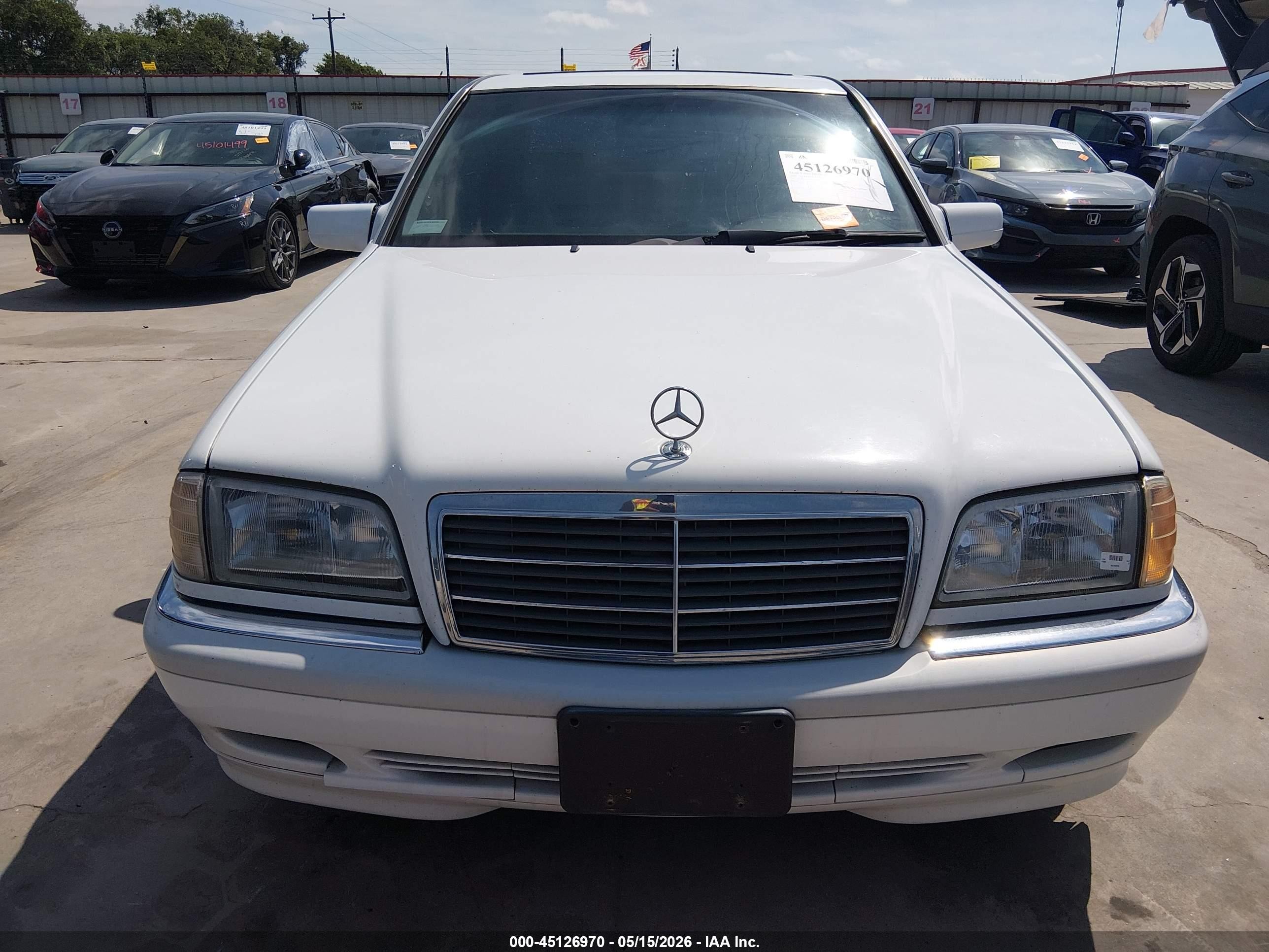 1999 Mercedes-benz C 230 Kompressor White vin: WDBHA24G9XA705823