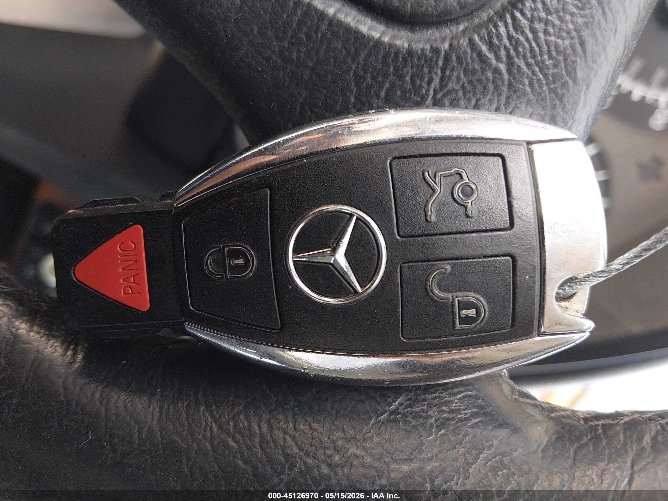 1999 Mercedes-benz C 230 Kompressor White vin: WDBHA24G9XA705823