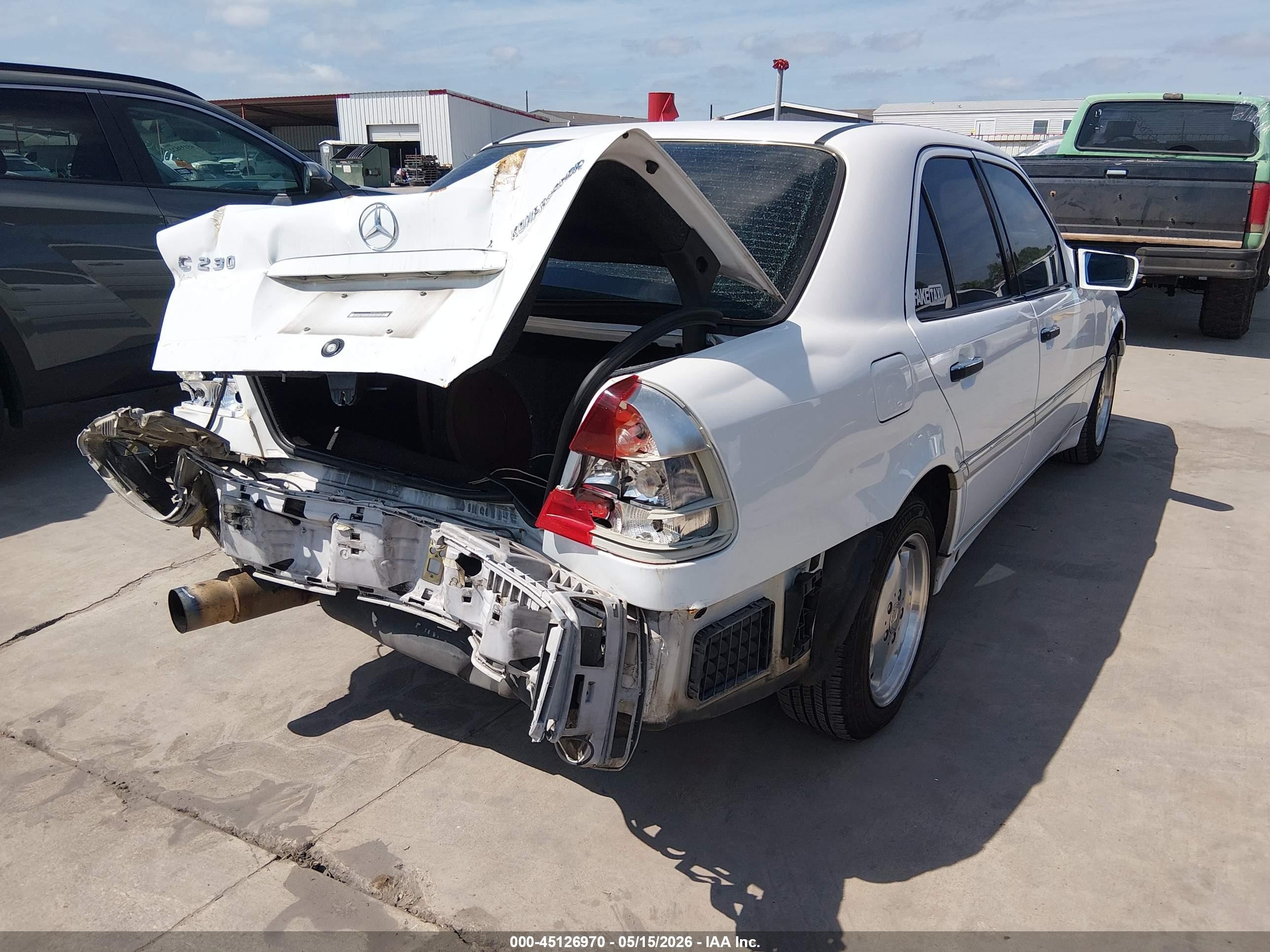 1999 Mercedes-benz C 230 Kompressor White vin: WDBHA24G9XA705823