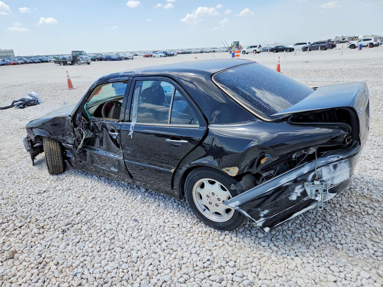 1999 Mercedes-benz C 230 Черный vin: WDBHA24G9XA728910