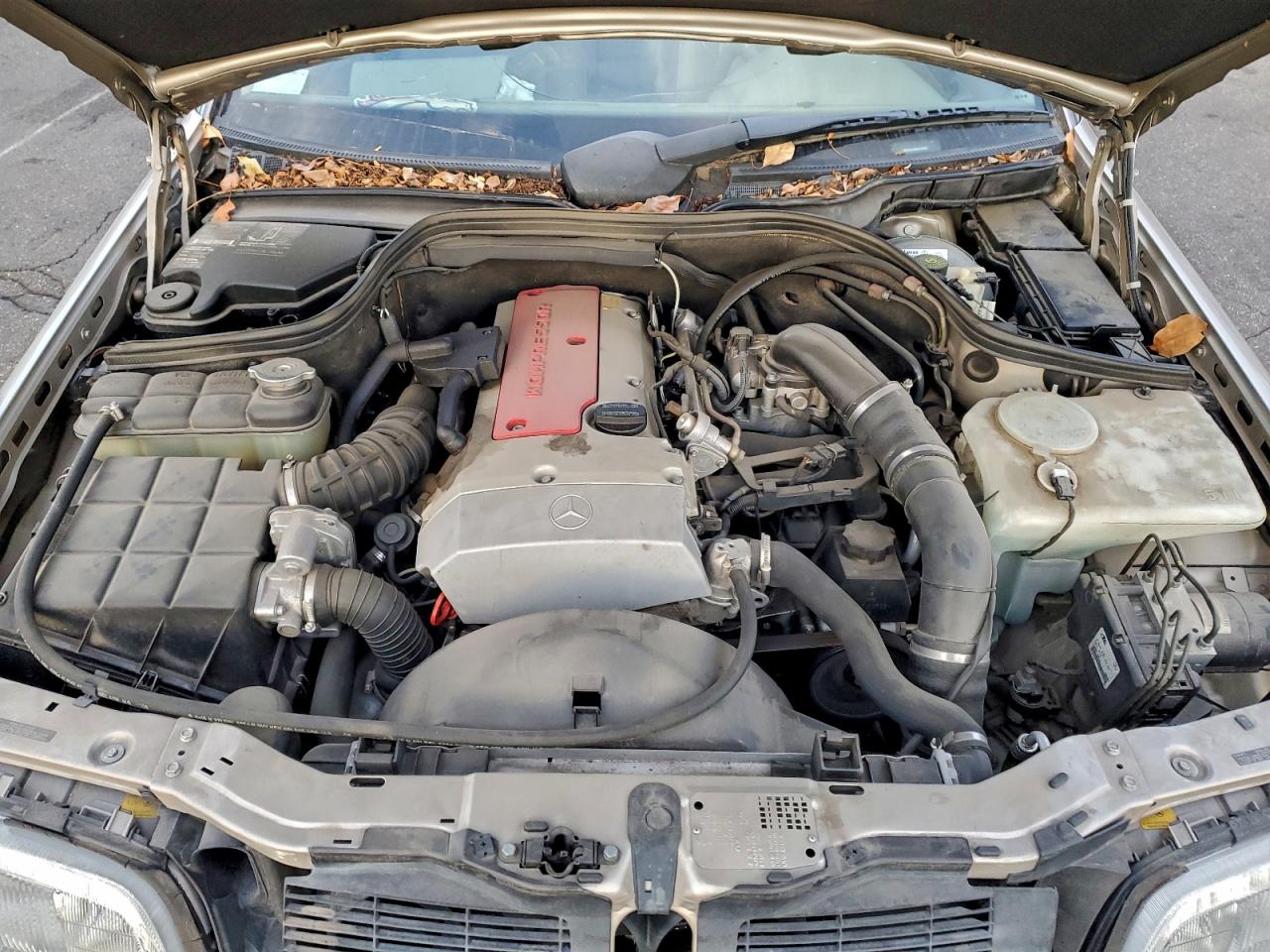 1999 Mercedes-benz C 230 Gold vin: WDBHA24G9XA754603