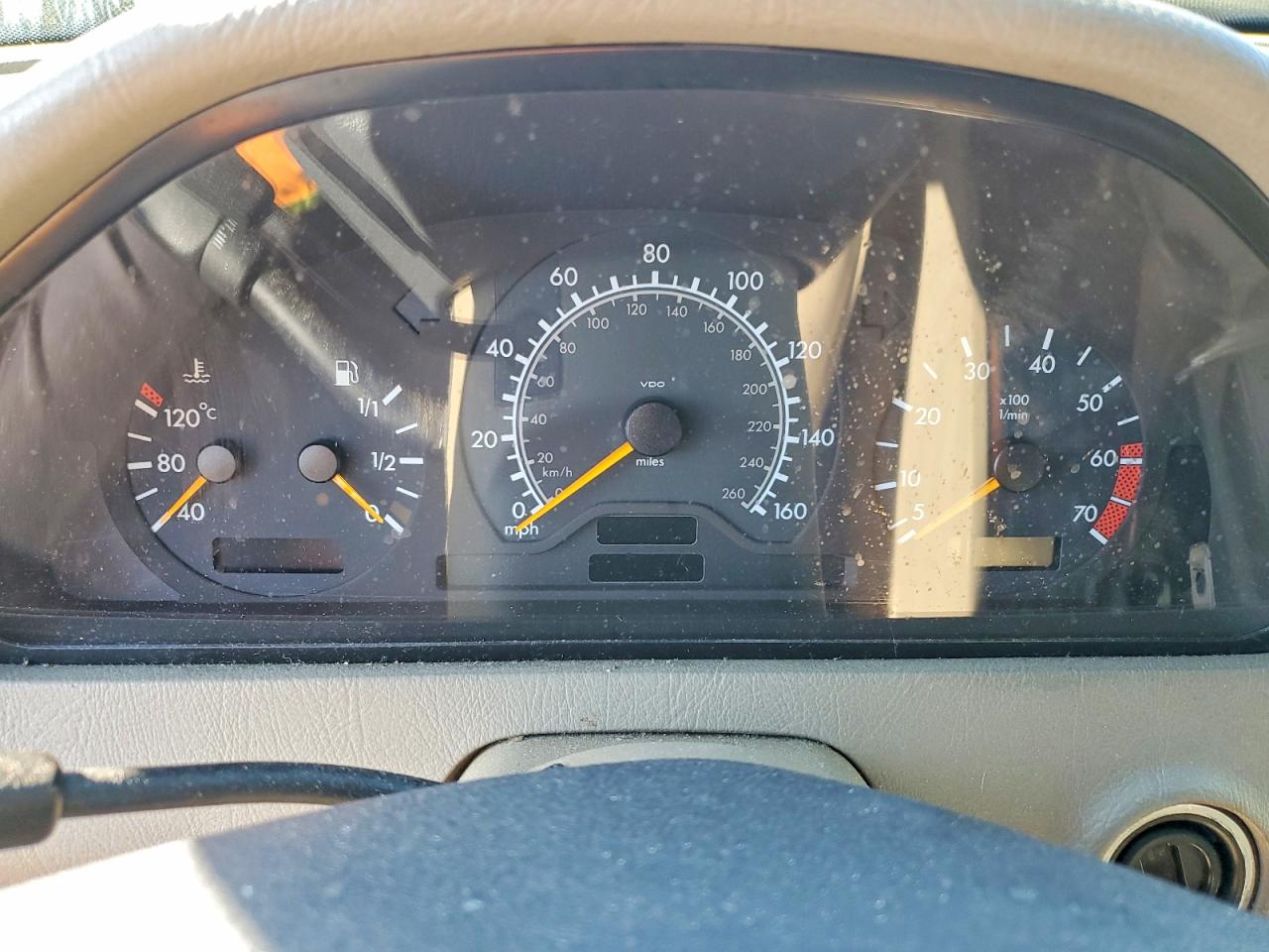 2000 Mercedes-benz C 230 Beige vin: WDBHA24GXYA852329