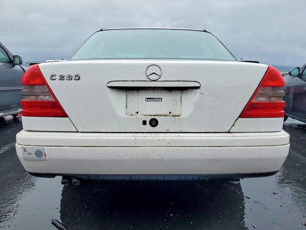 1997 Mercedes-benz C 280 White vin: WDBHA28E0VF550734