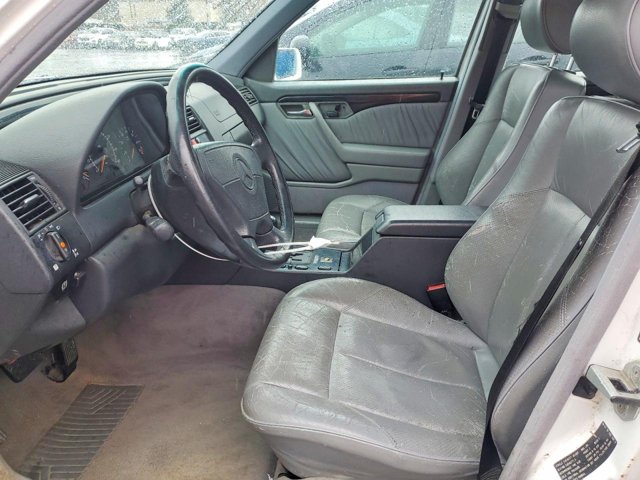 1997 Mercedes-benz C 280 White vin: WDBHA28E0VF550734