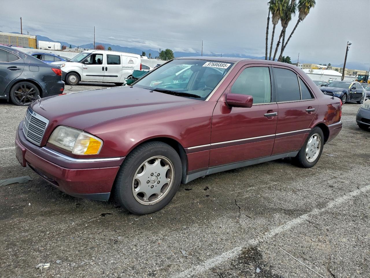1996 Mercedes-benz C 280 Red vin: WDBHA28E2TF346577