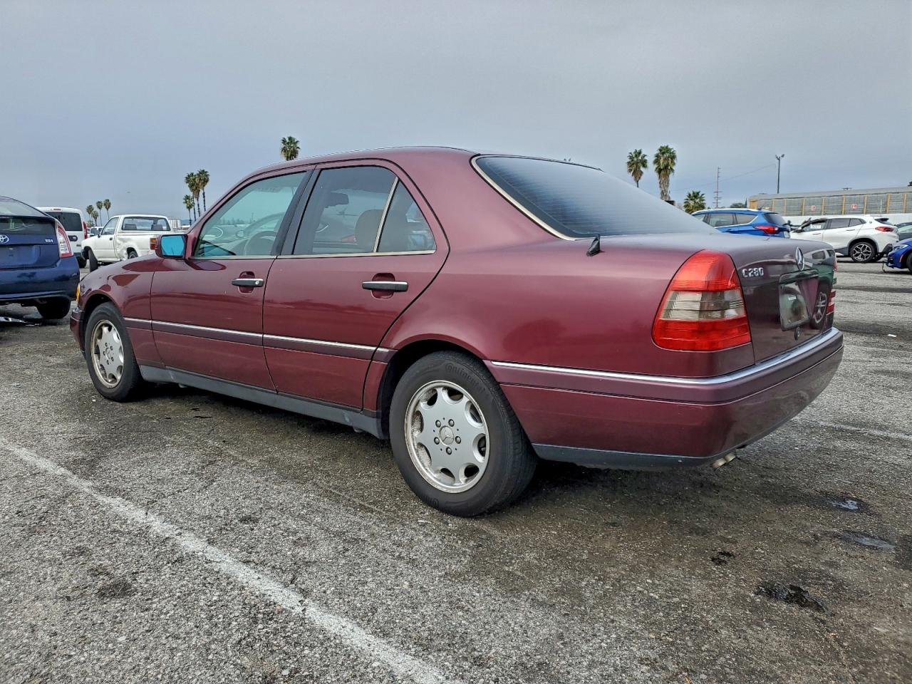 1996 Mercedes-benz C 280 Red vin: WDBHA28E2TF346577