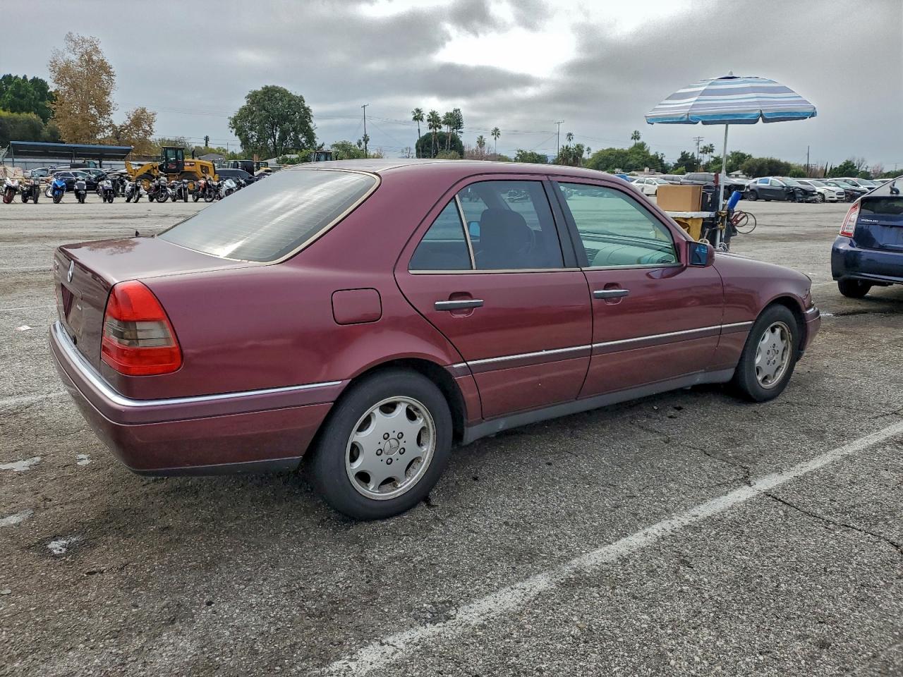 1996 Mercedes-benz C 280 Red vin: WDBHA28E2TF346577