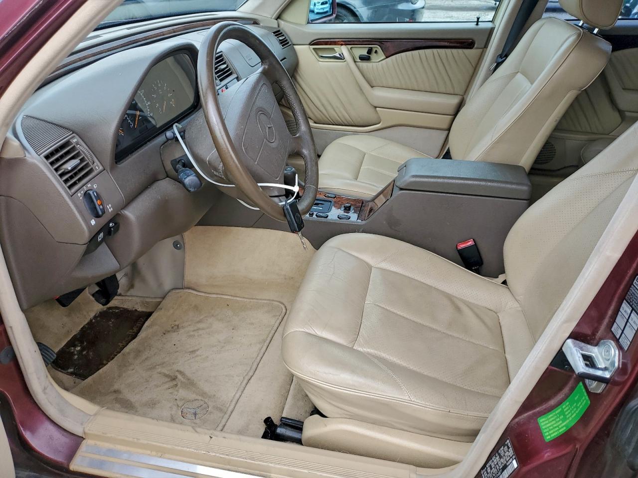 1996 Mercedes-benz C 280 Red vin: WDBHA28E2TF346577