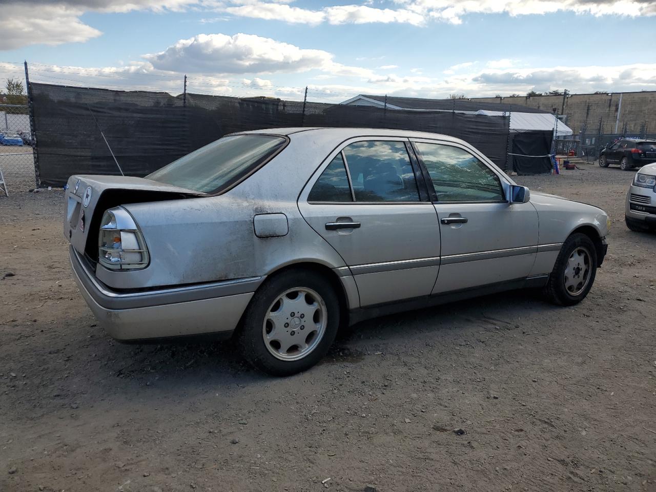 1994 Mercedes-benz C 280 Silver vin: WDBHA28E4RF011667