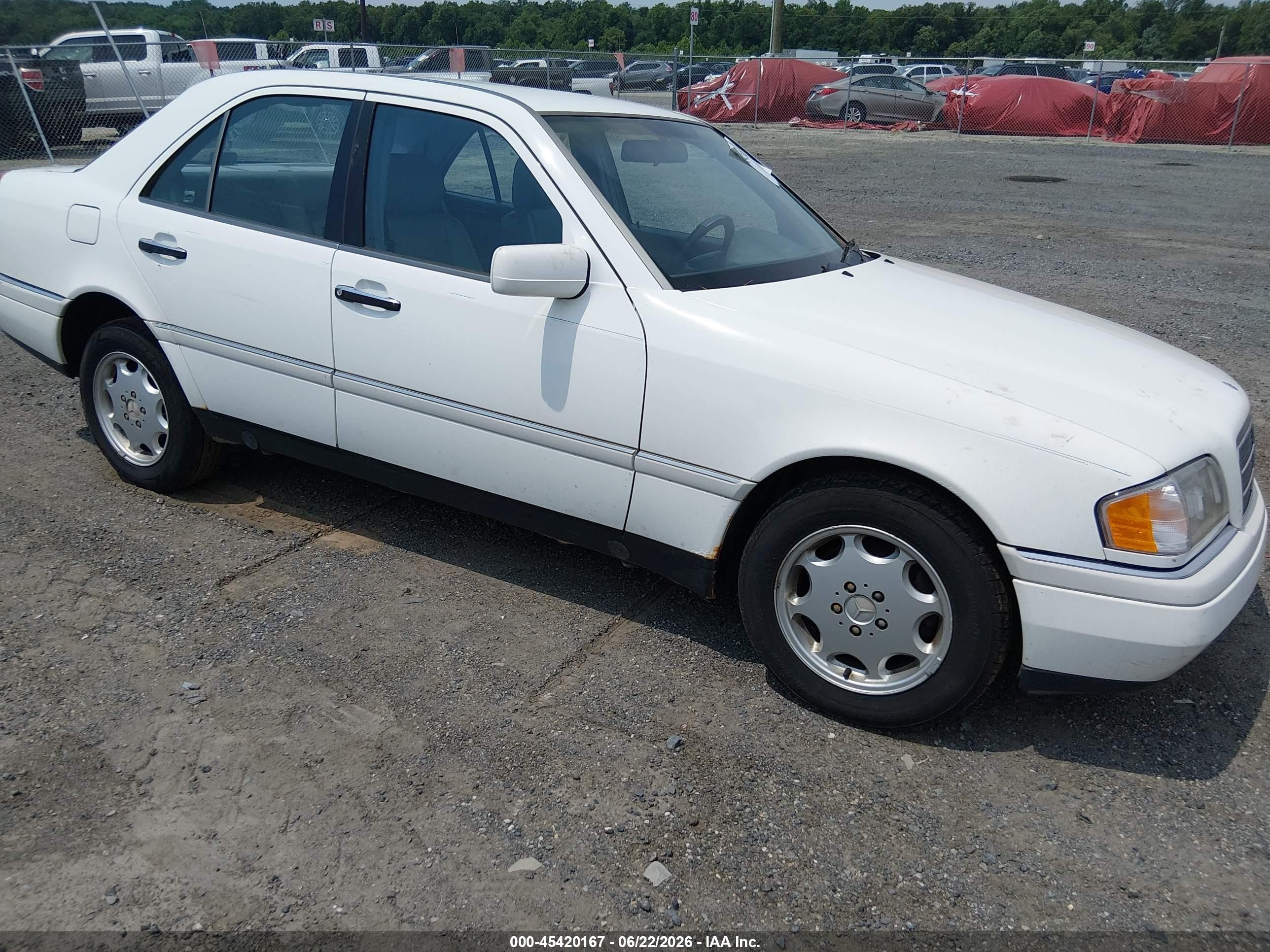 WDBHA28E5SF145206