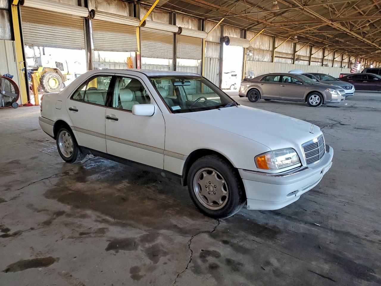 1994 Mercedes-benz C 280 White vin: WDBHA28E6RF098536