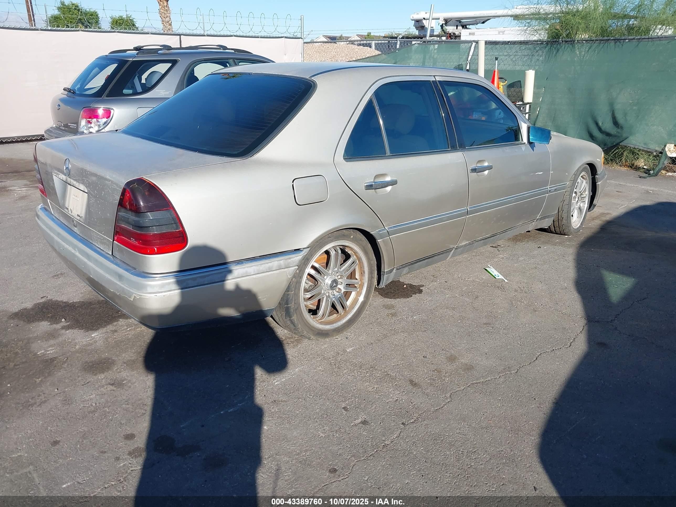 1996 Mercedes-benz C 280 Gold vin: WDBHA28E6TF411320