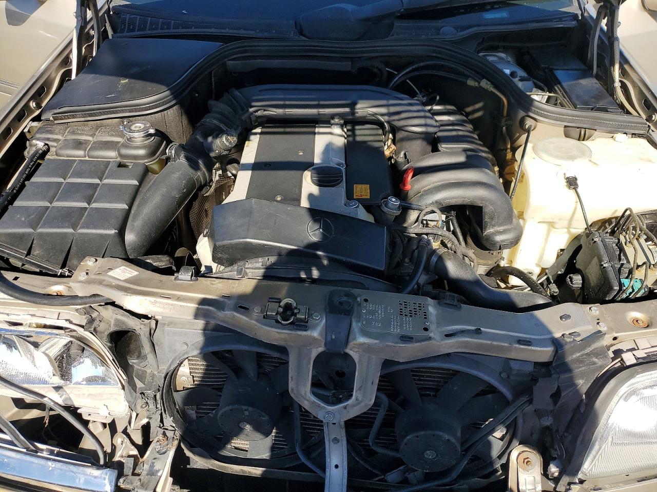 1996 Mercedes-benz C 280 Cream vin: WDBHA28E7TF333825
