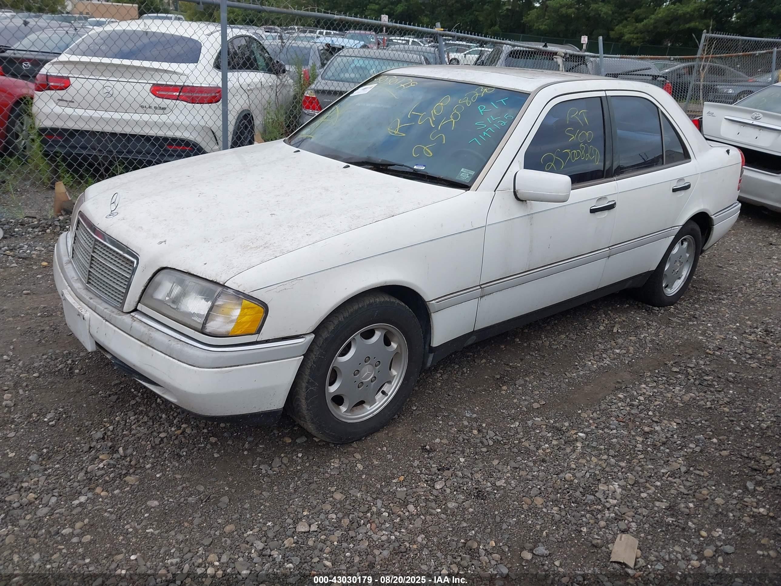 1994 Mercedes-benz C 280 White vin: WDBHA28E8RF014782