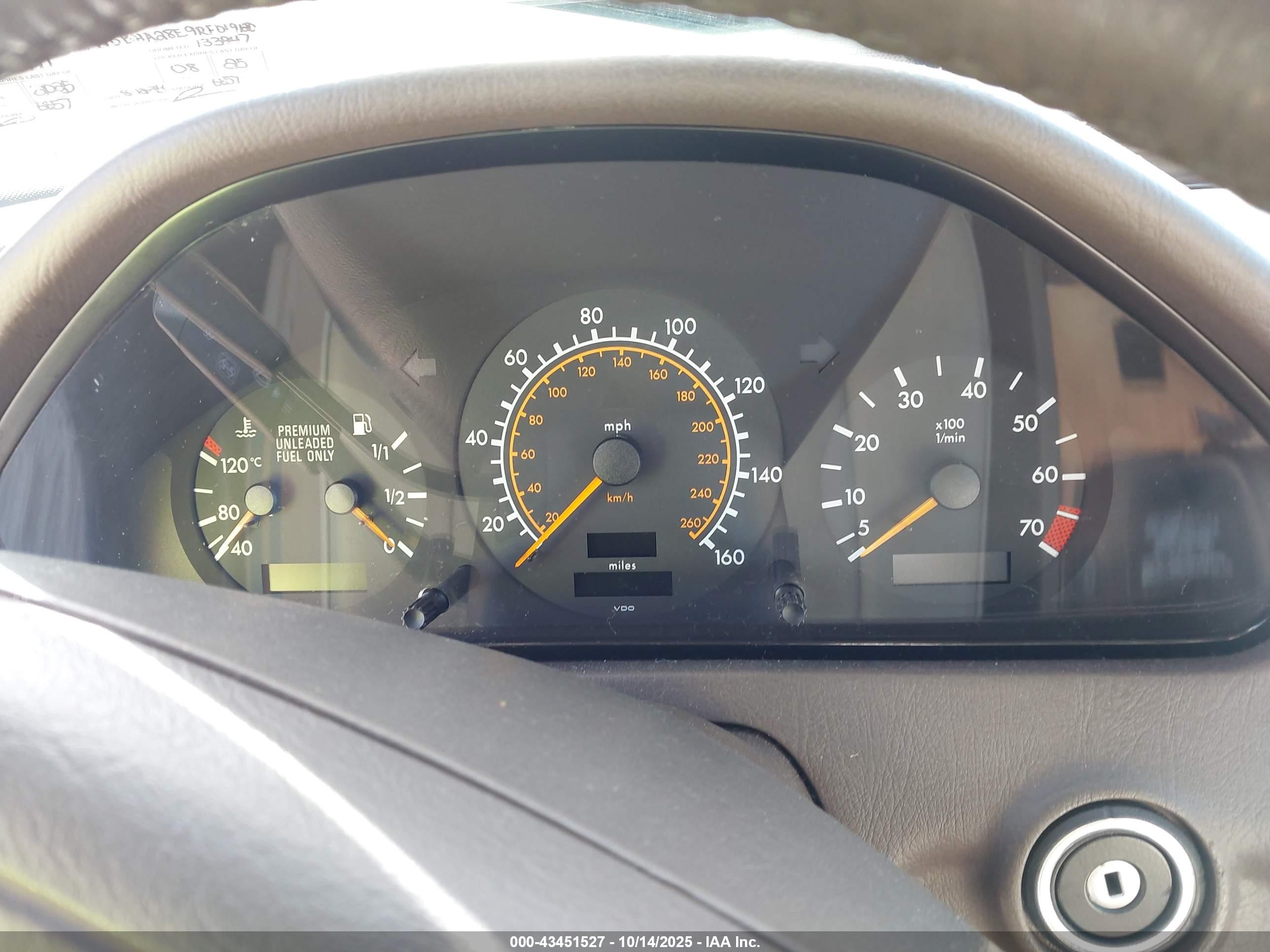 1994 Mercedes-benz C 280 Cream vin: WDBHA28E9RF019120