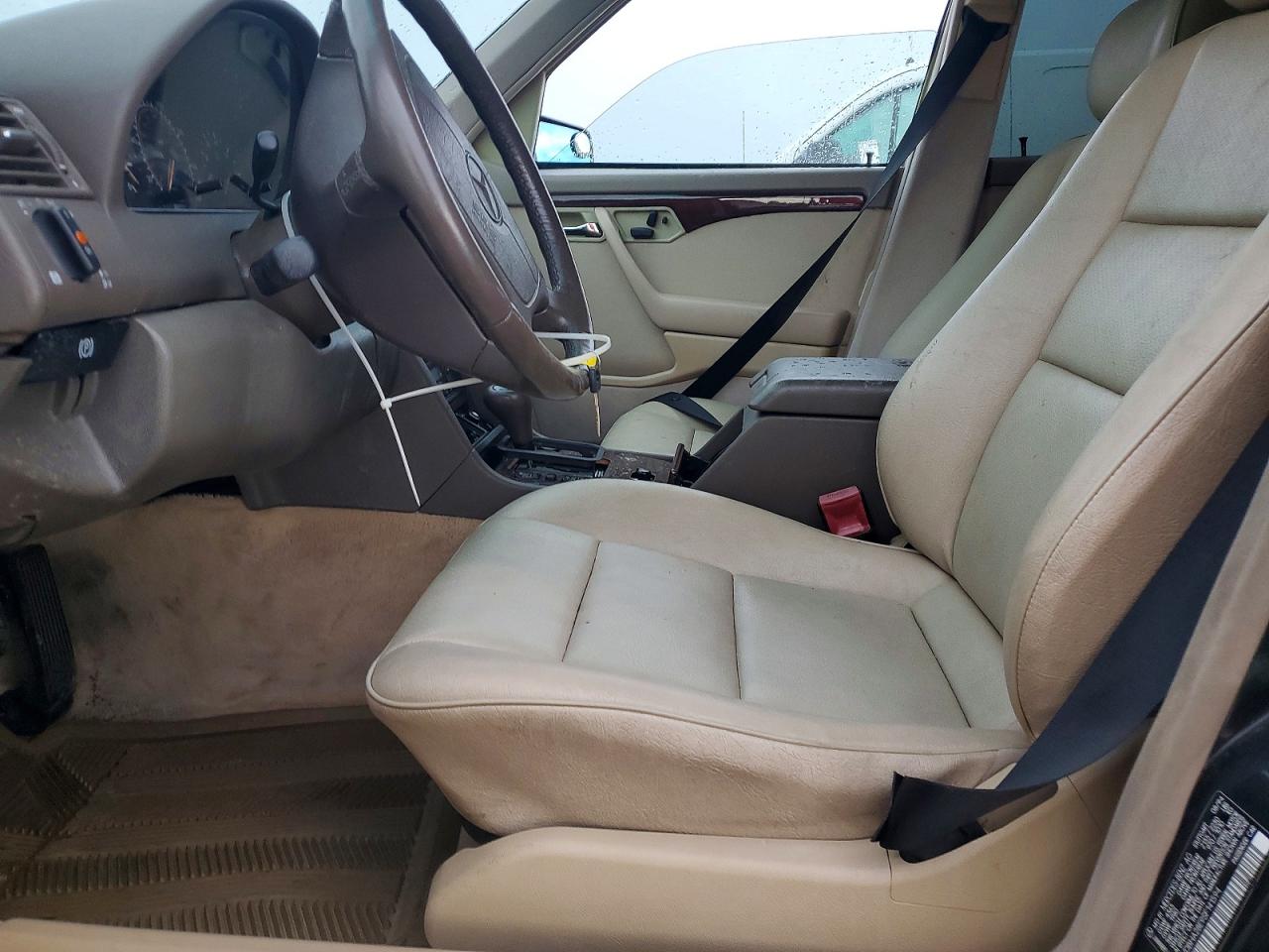 1995 Mercedes-benz C 280 Черный vin: WDBHA28E9SF141594