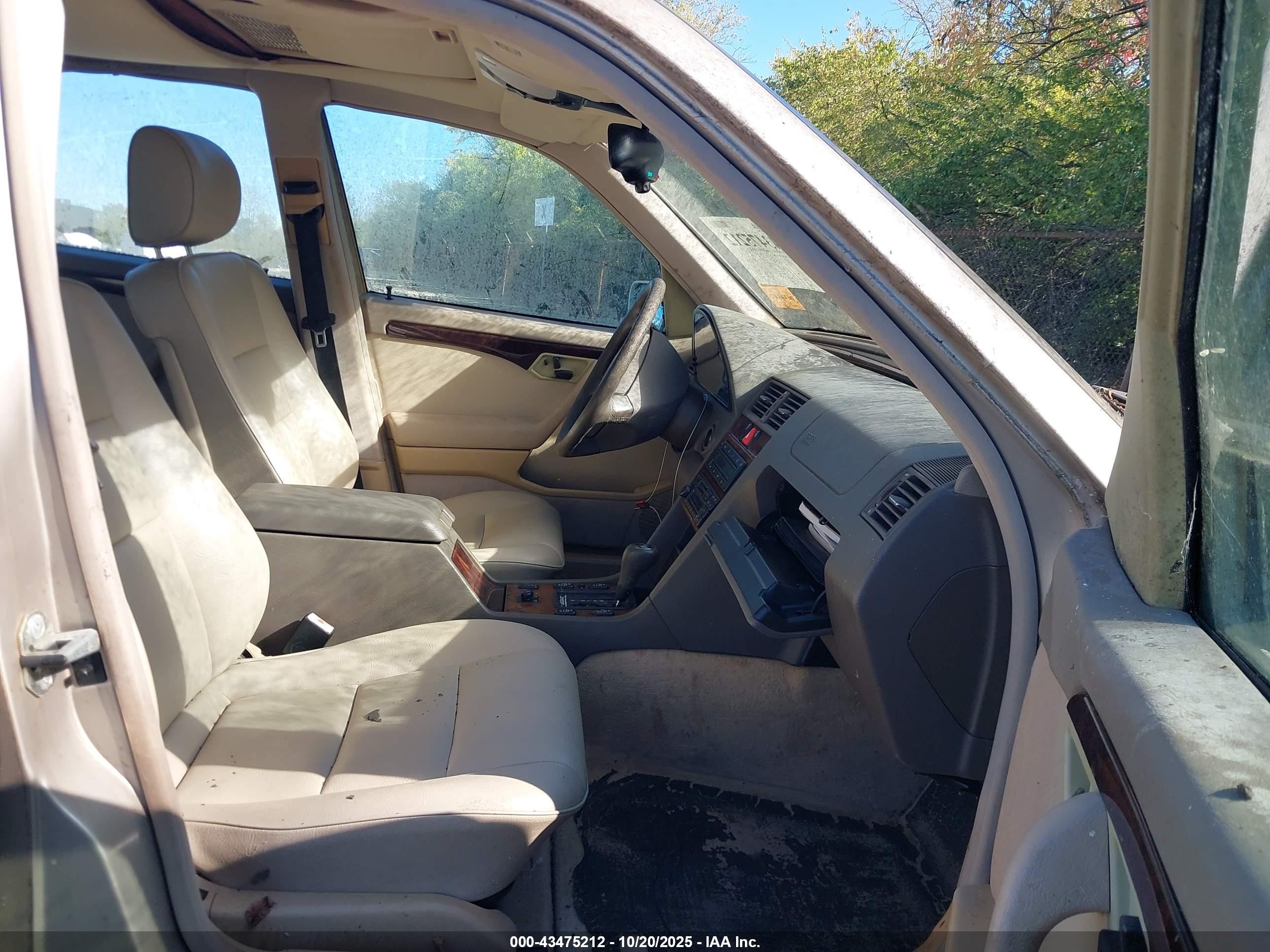 1996 Mercedes-benz C 280 Gold vin: WDBHA28E9TF311776