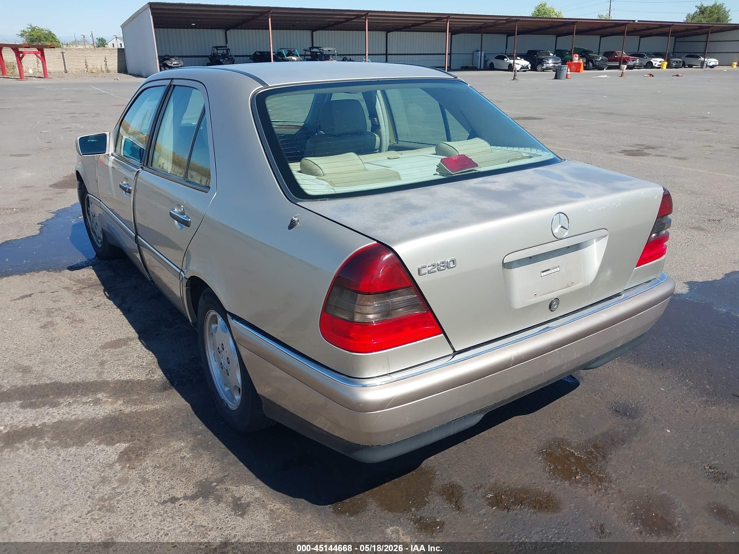 1995 Mercedes-benz C 280 Gold vin: WDBHA28EXSF174653