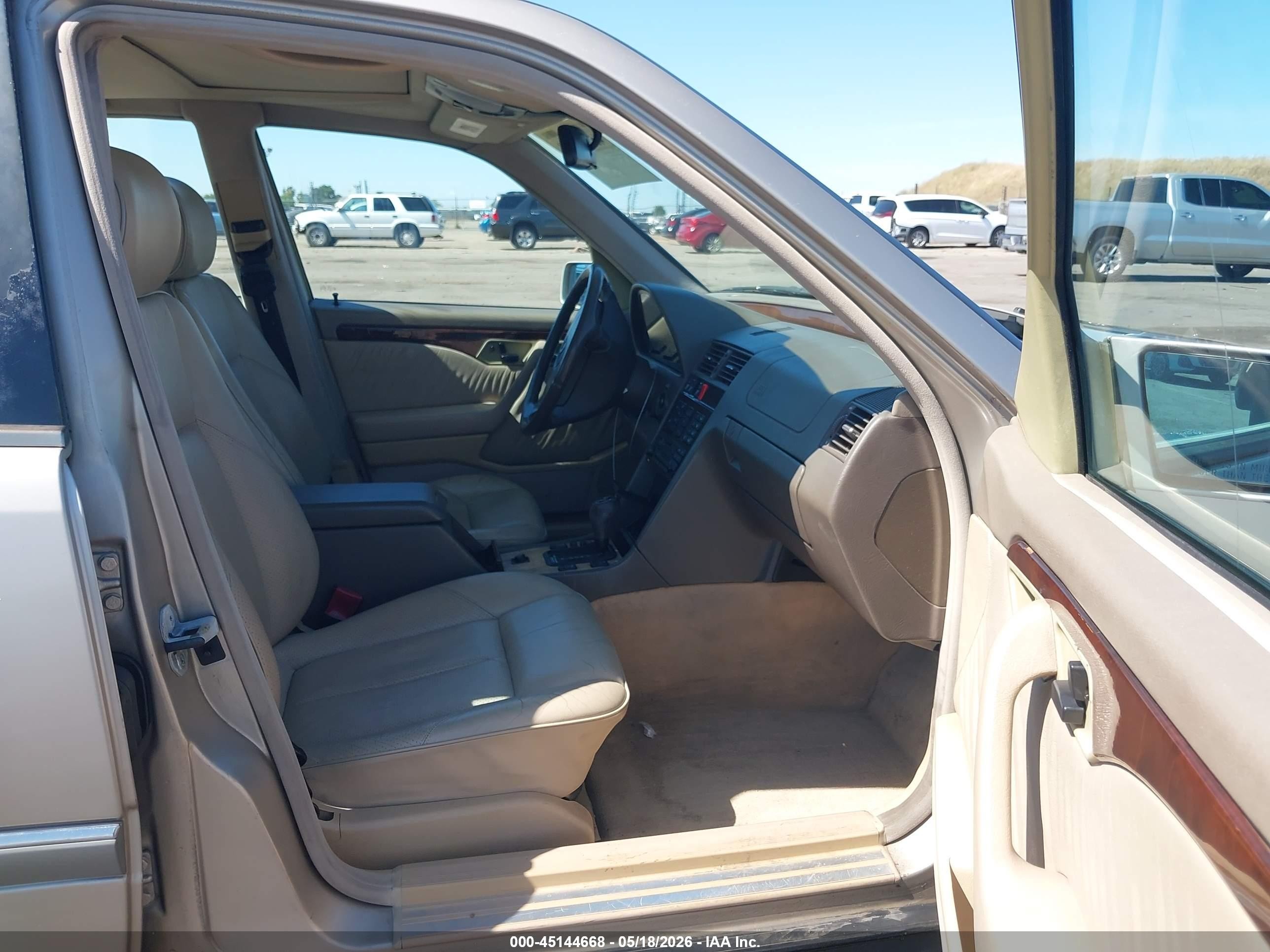 1995 Mercedes-benz C 280 Gold vin: WDBHA28EXSF174653