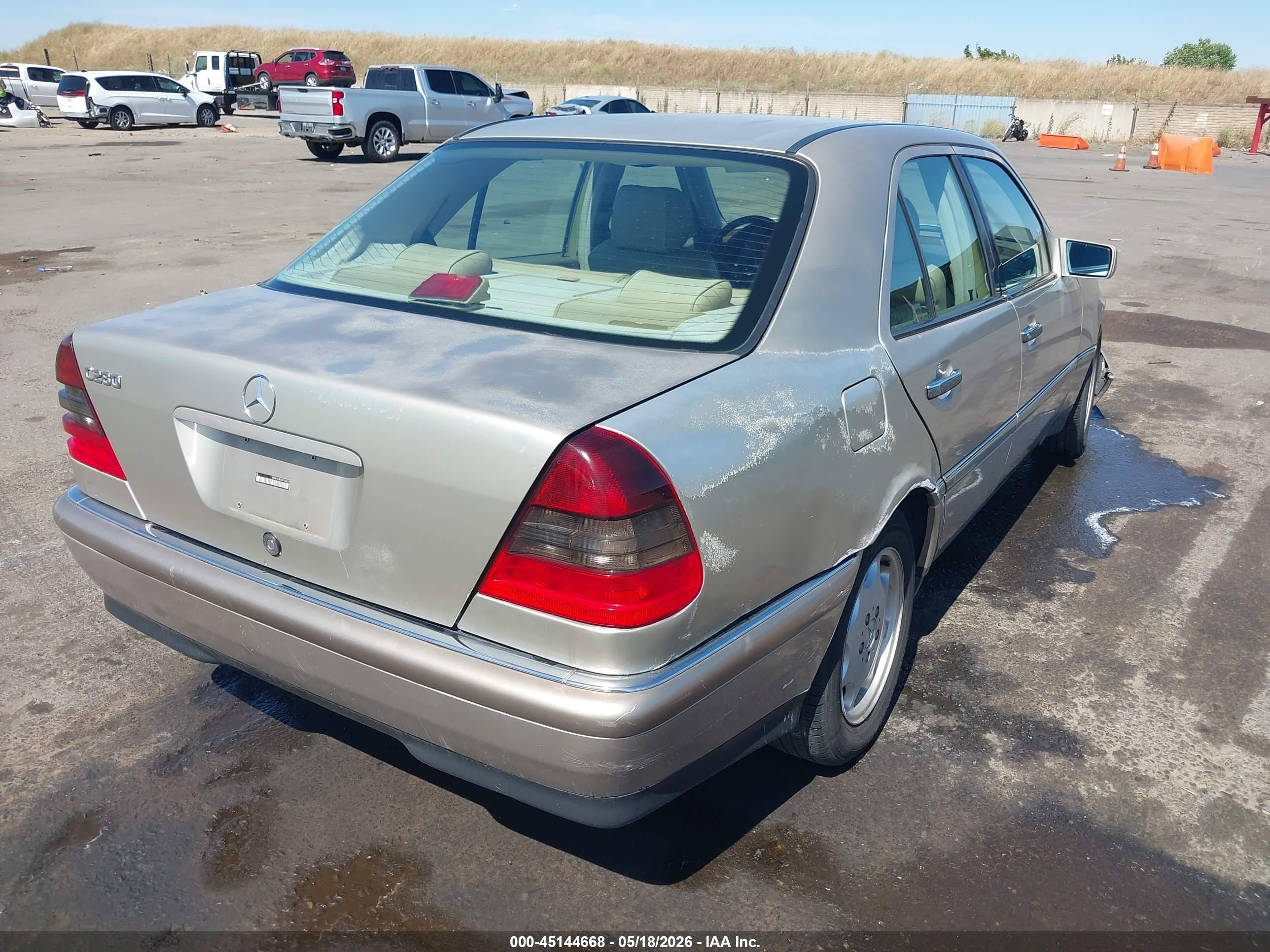 1995 Mercedes-benz C 280 Gold vin: WDBHA28EXSF174653