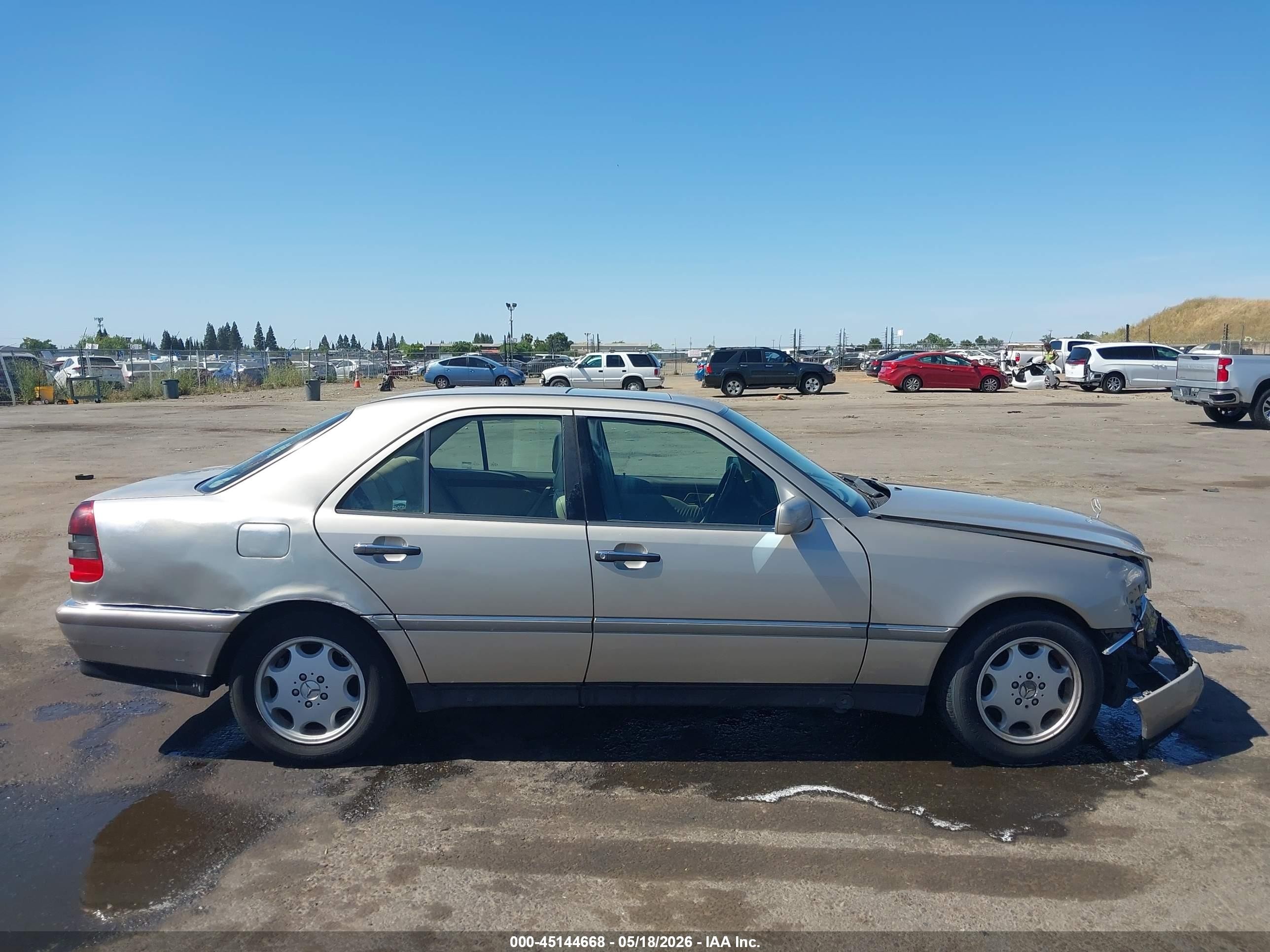 1995 Mercedes-benz C 280 Gold vin: WDBHA28EXSF174653