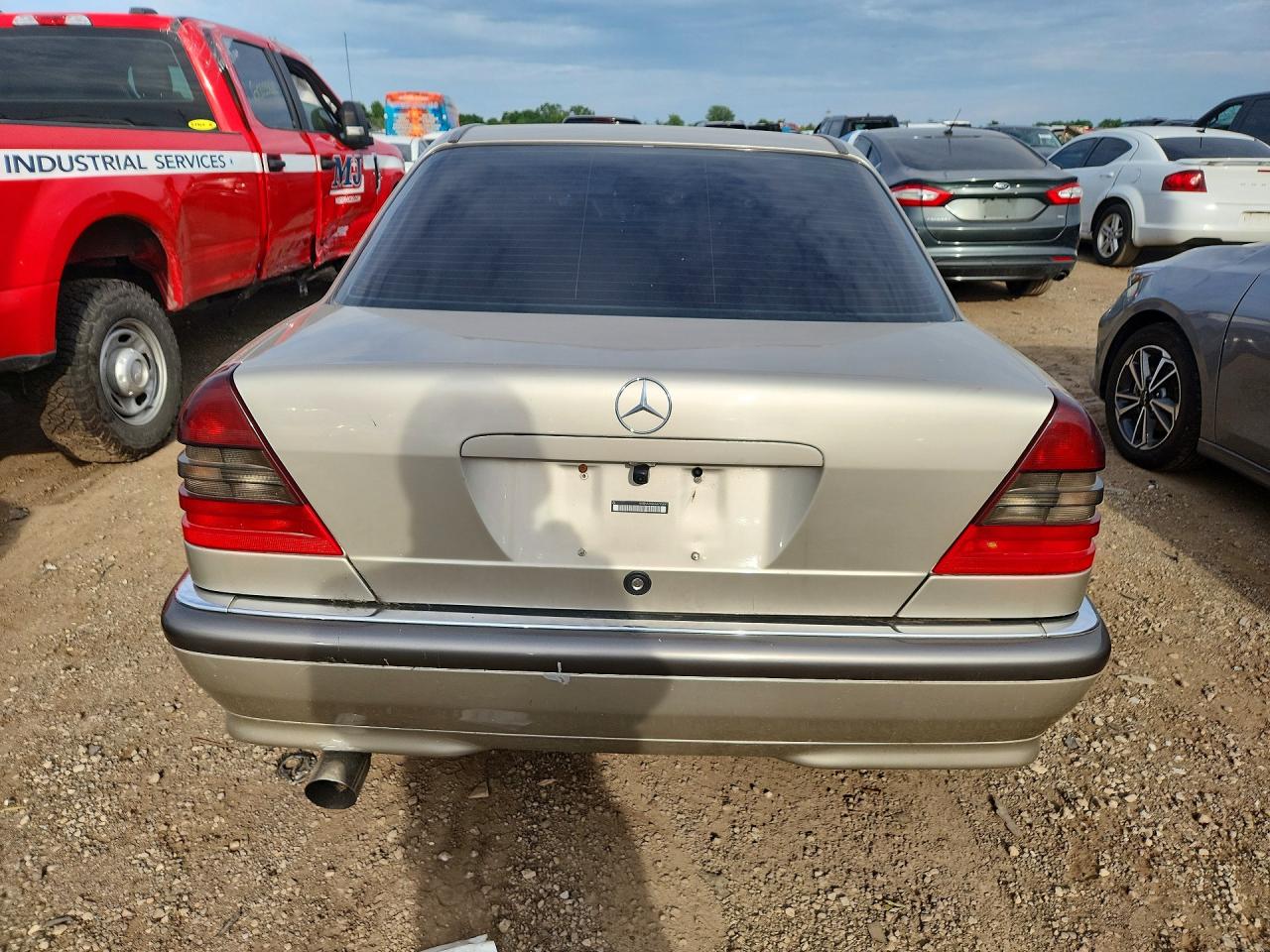 1999 Mercedes-benz C 280 Золотой vin: WDBHA29G0XA725841