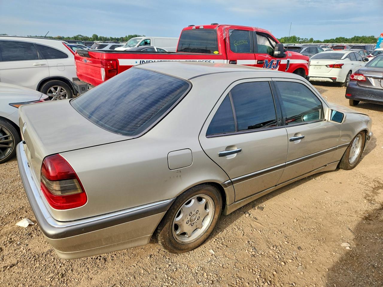 1999 Mercedes-benz C 280 Золотой vin: WDBHA29G0XA725841