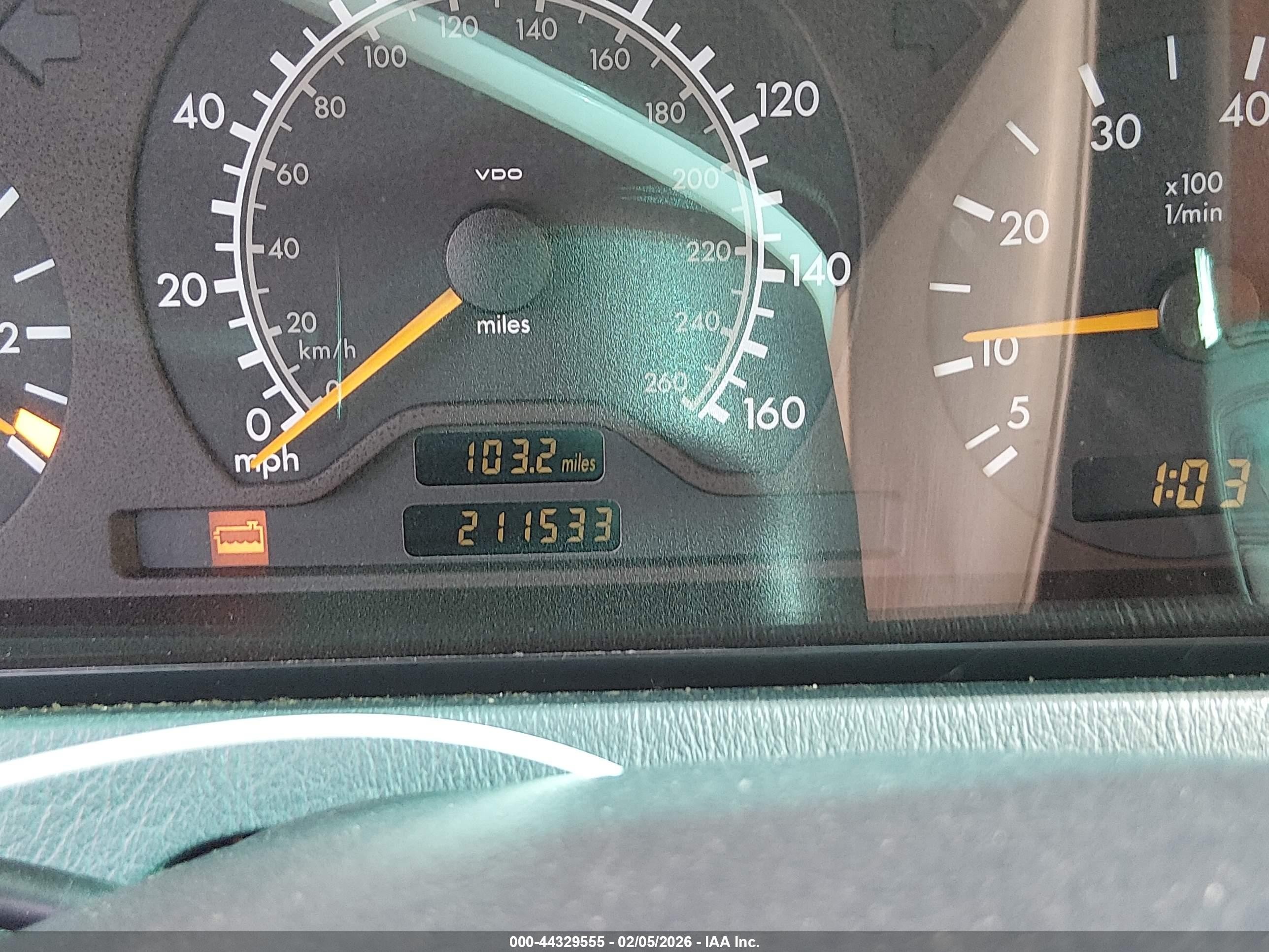 1998 Mercedes-benz C 280   White vin: WDBHA29G1WA541667