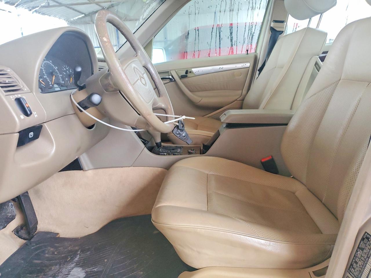 1998 Mercedes-benz C 280 Silver vin: WDBHA29G2WA618286