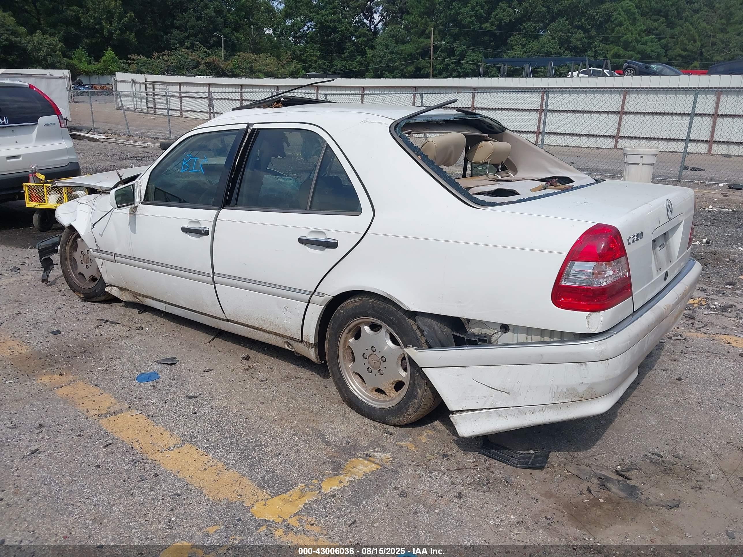 1999 Mercedes-benz C 280   Белый vin: WDBHA29G2XA707664