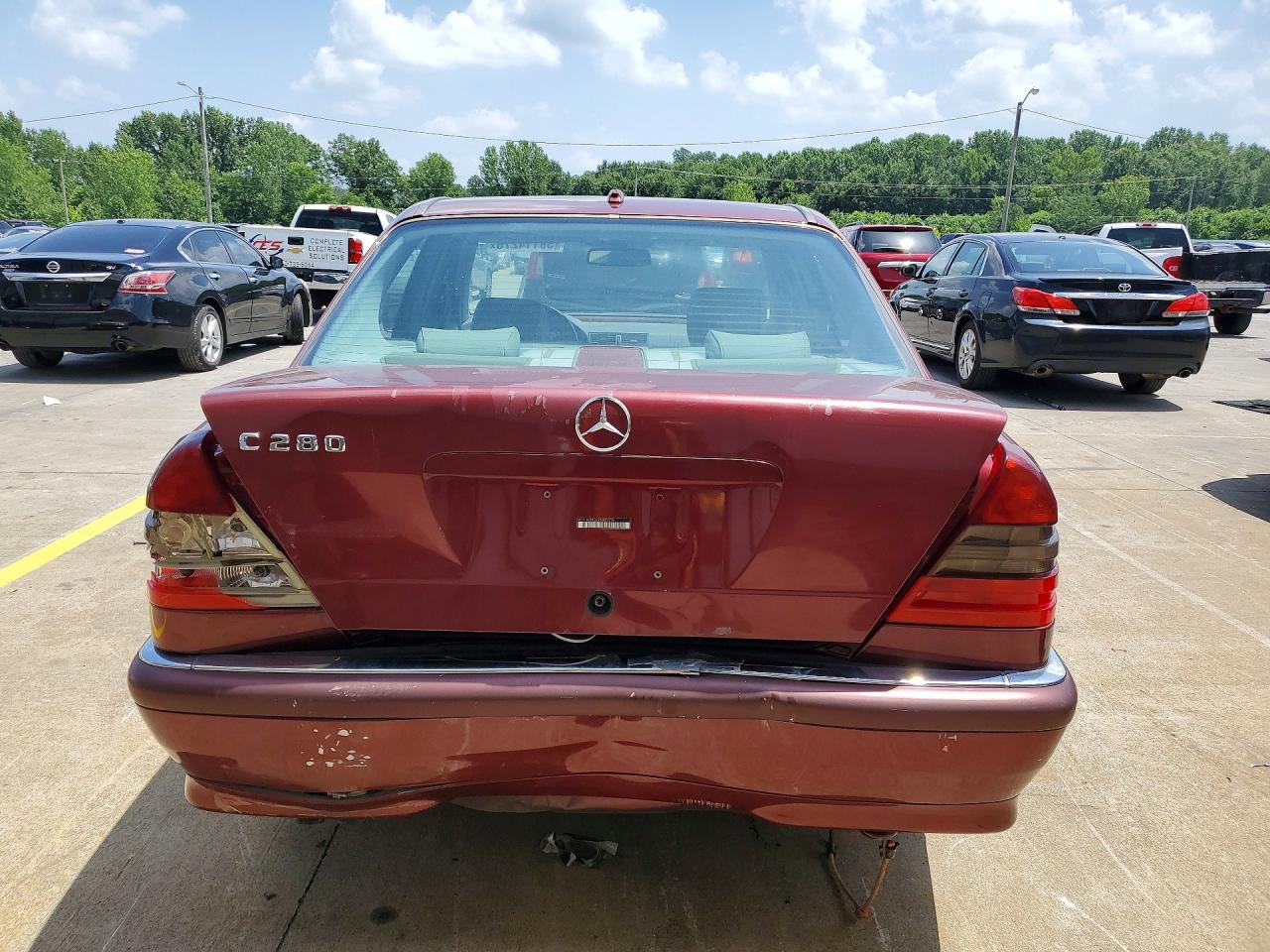 2000 Mercedes-benz C 280 Red vin: WDBHA29G2YA820015