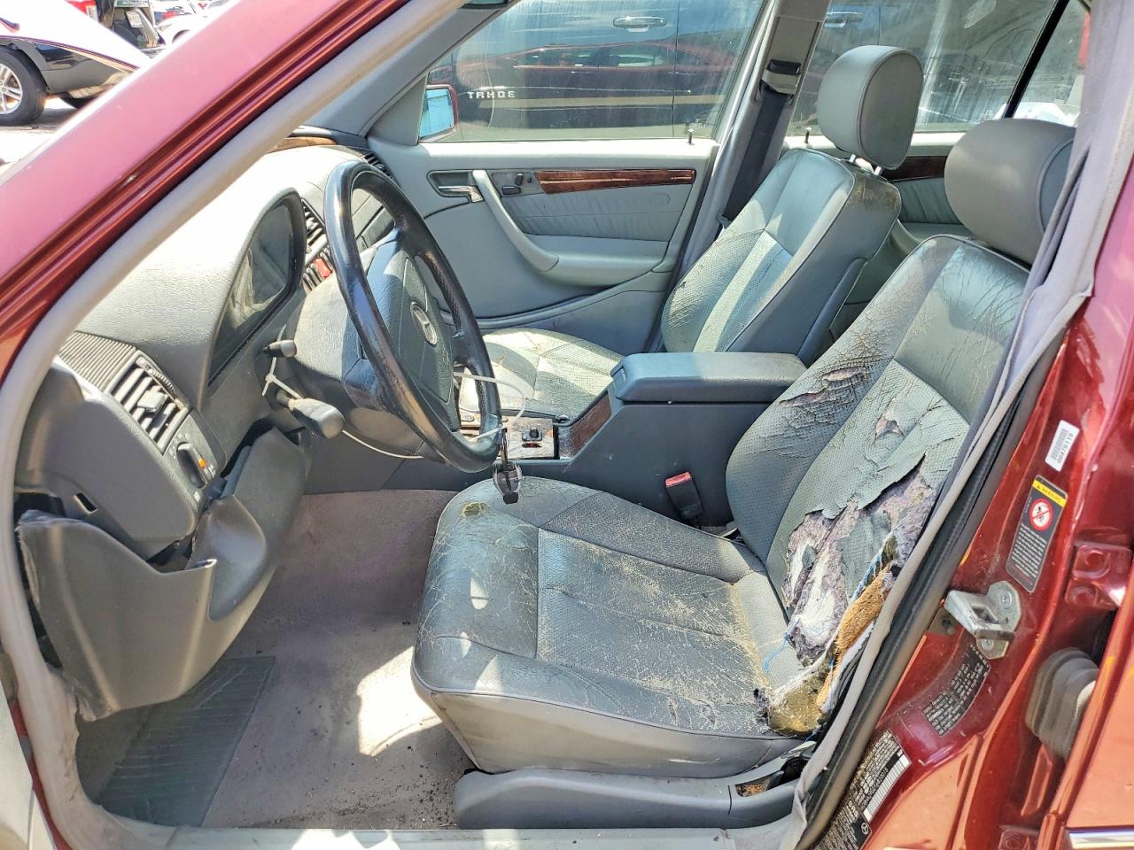 2000 Mercedes-benz C 280 Red vin: WDBHA29G2YA820015