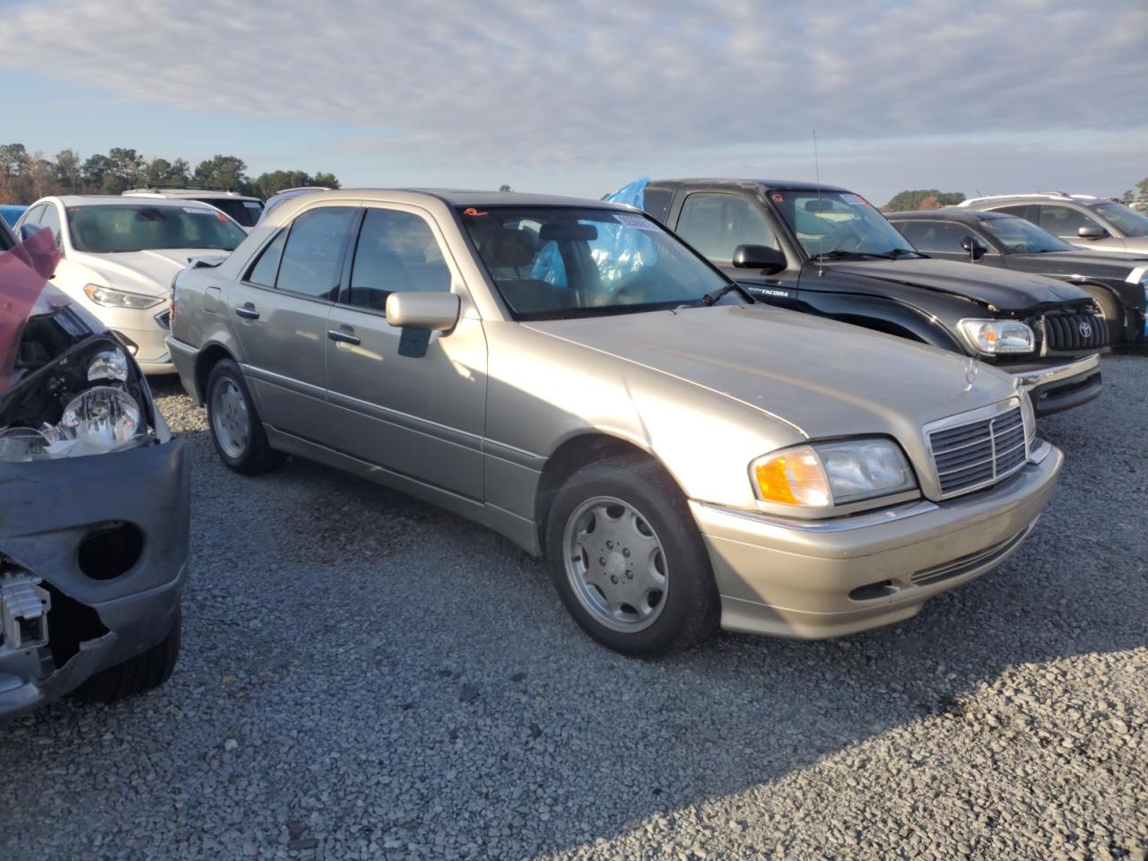1998 Mercedes-benz C 280 Tan vin: WDBHA29G3WF717668